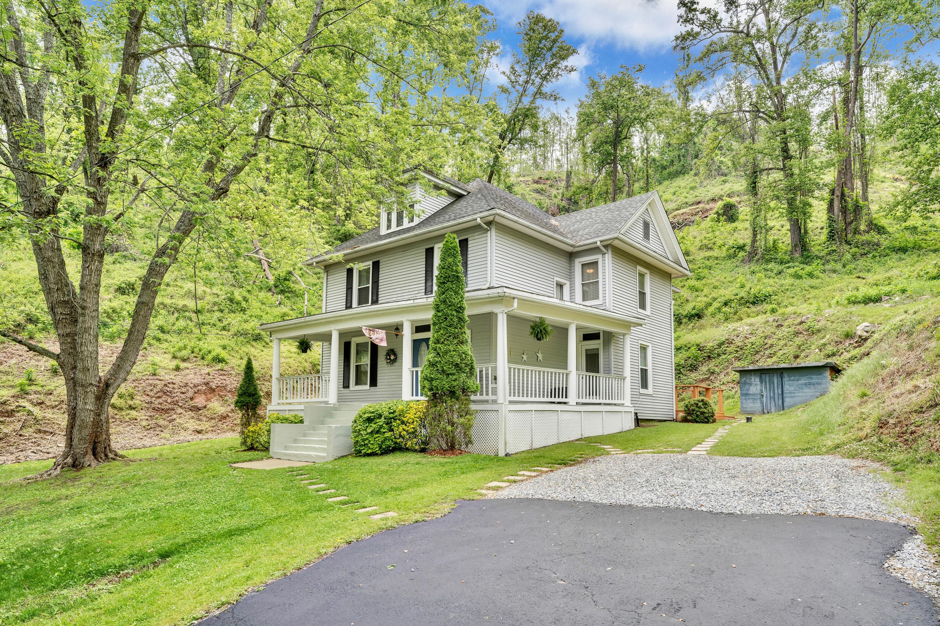 3759 Mill Iron RD
