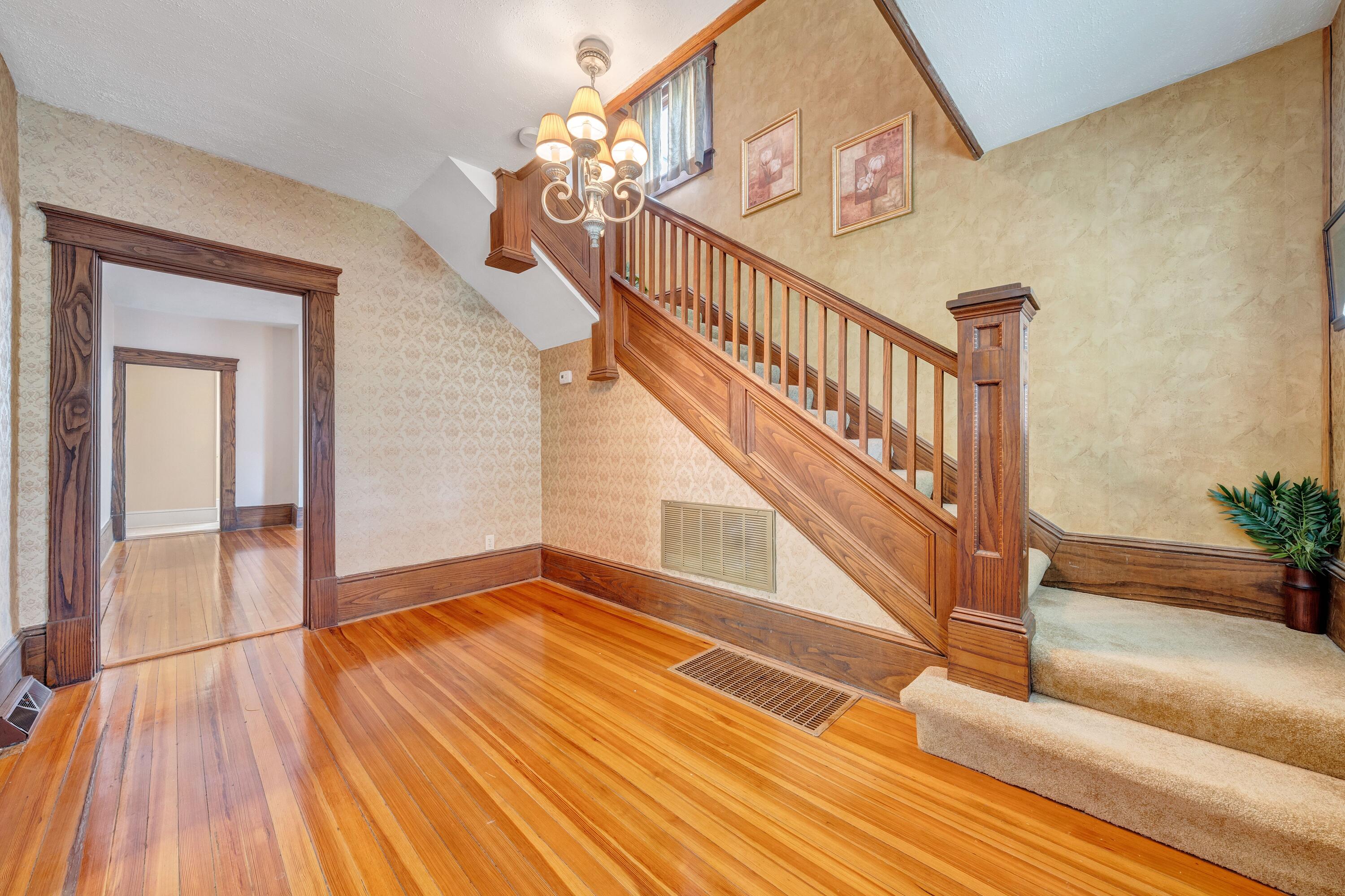 3759 Mill Iron RD