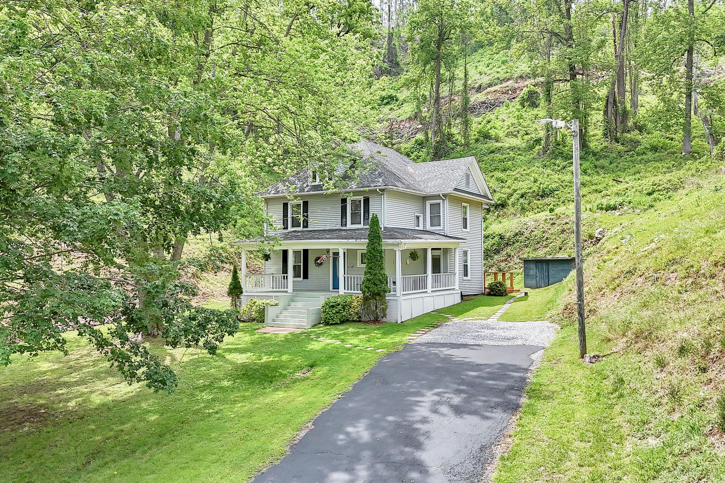 3759 Mill Iron RD