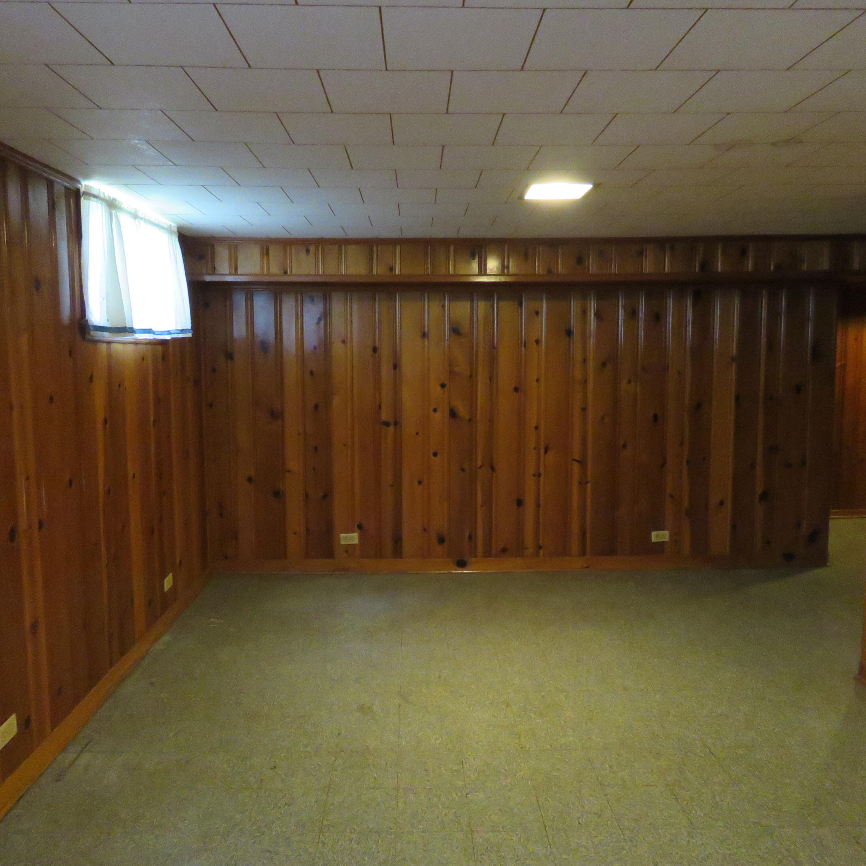 383 Main ST
