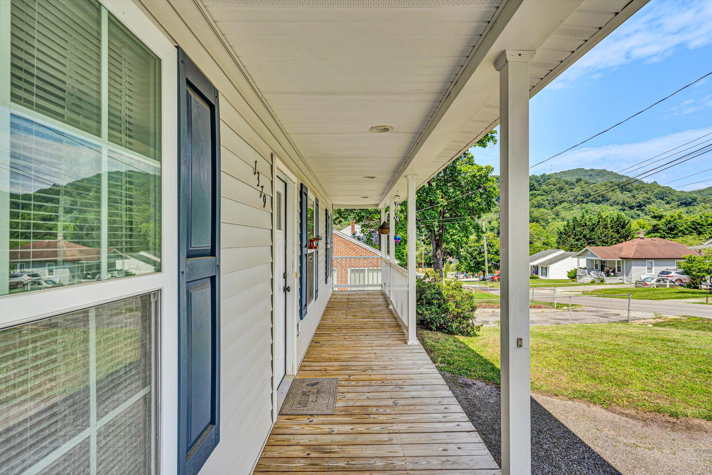 1379 Craig Robertson RD SE