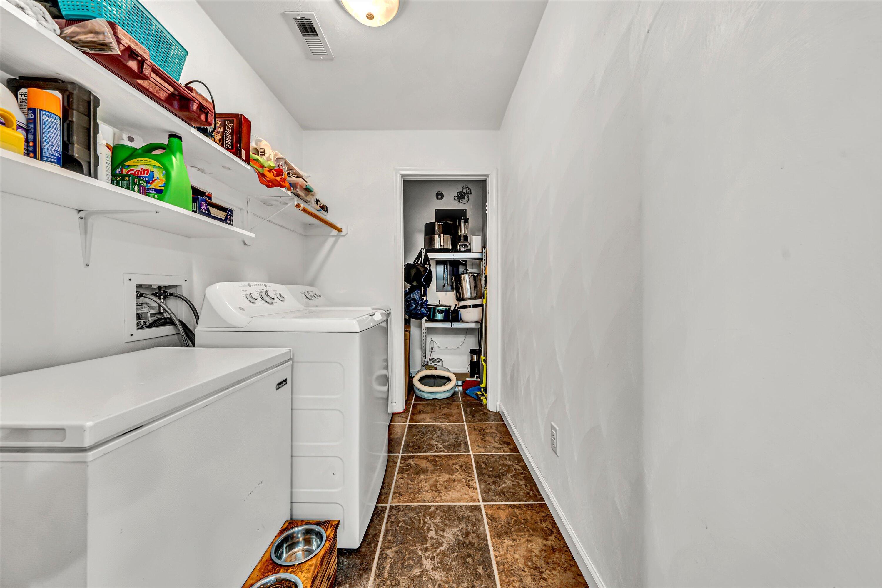 1379 Craig Robertson RD SE