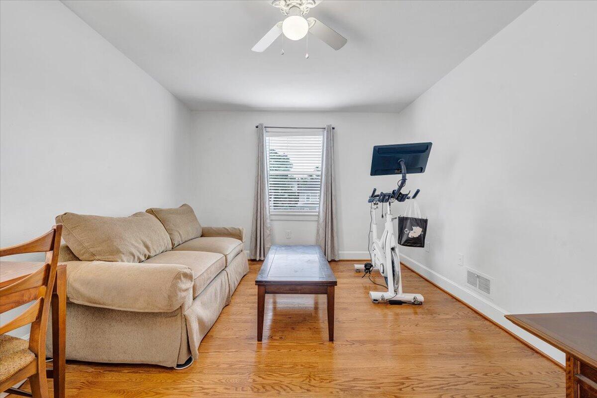 1530 Westover AVE SW