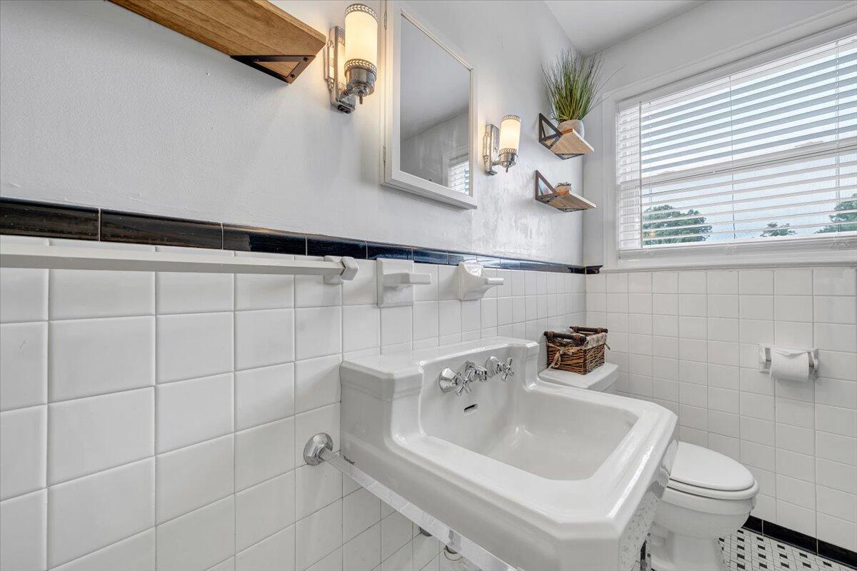 1530 Westover AVE SW