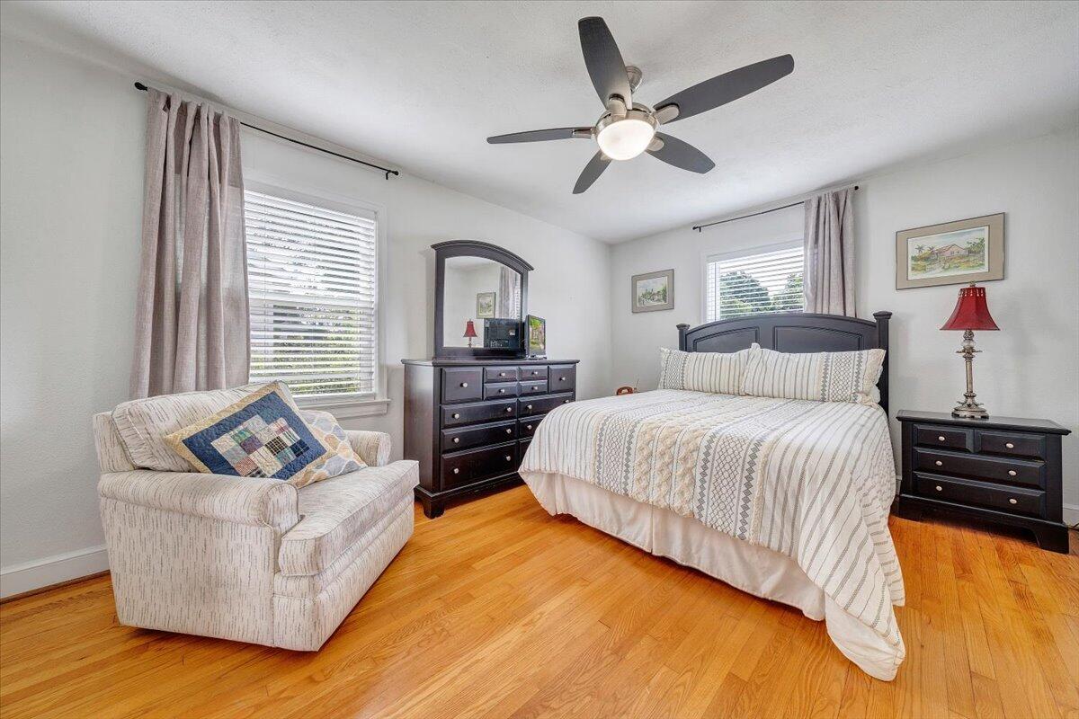 1530 Westover AVE SW