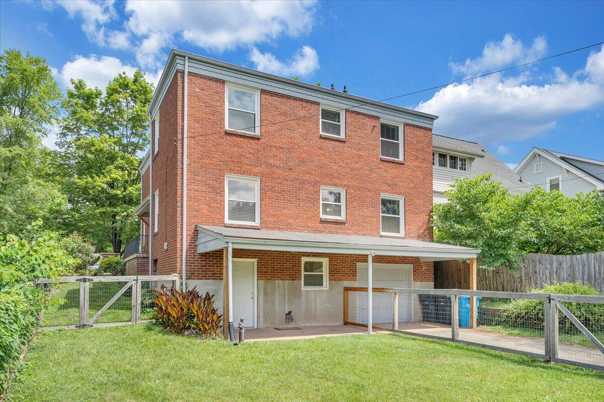 1530 Westover AVE SW