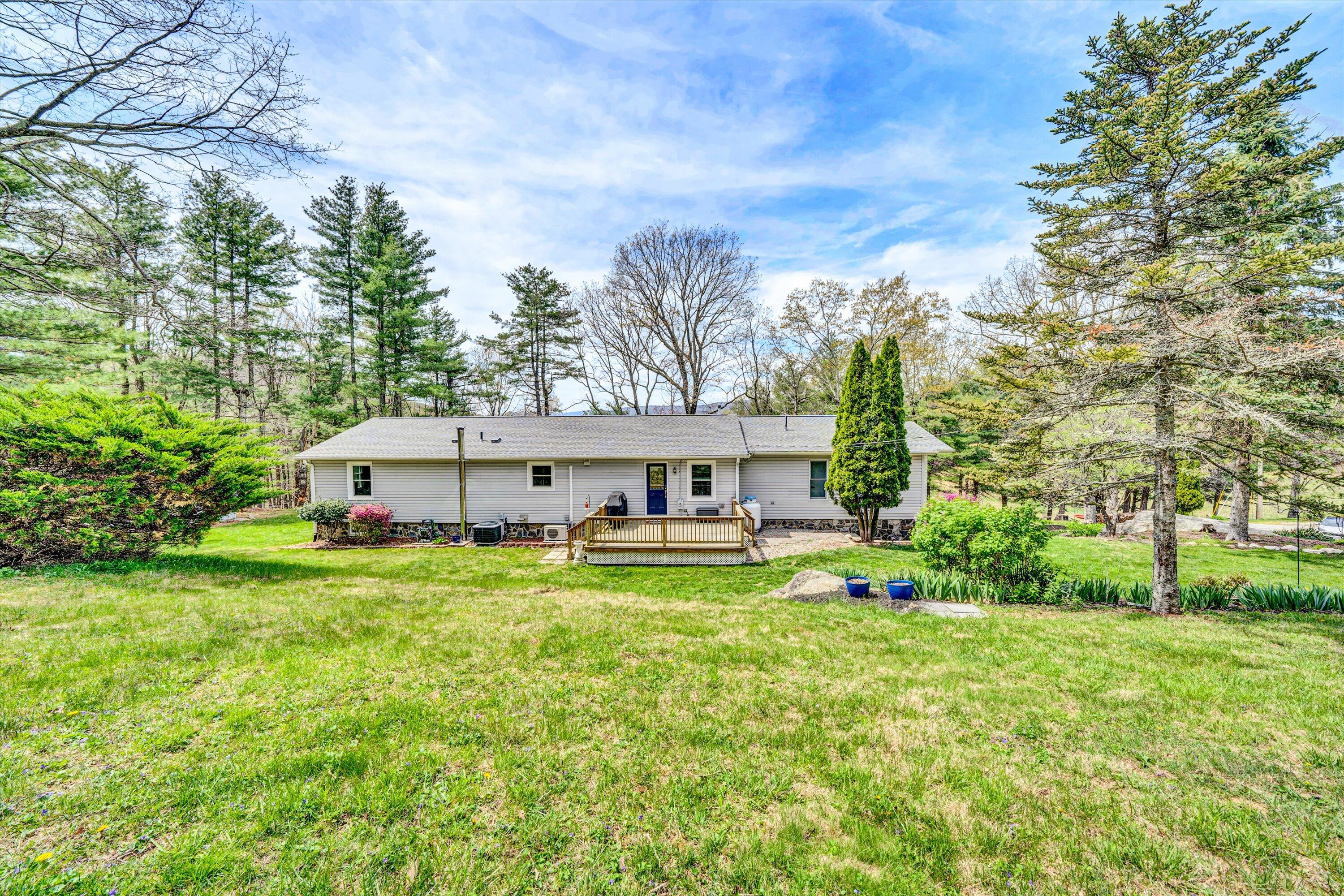 10610 Slings Gap RD