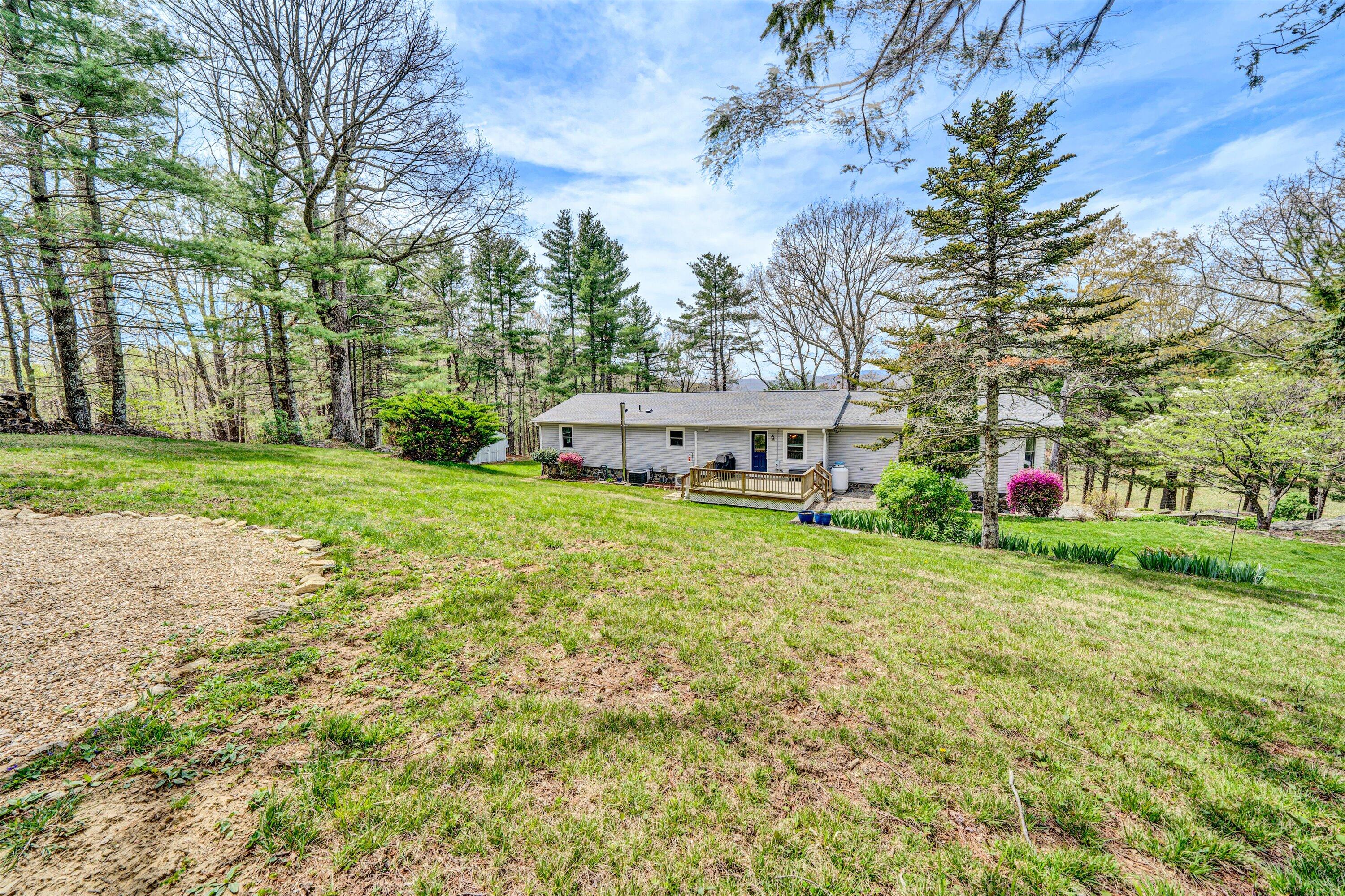 10610 Slings Gap RD