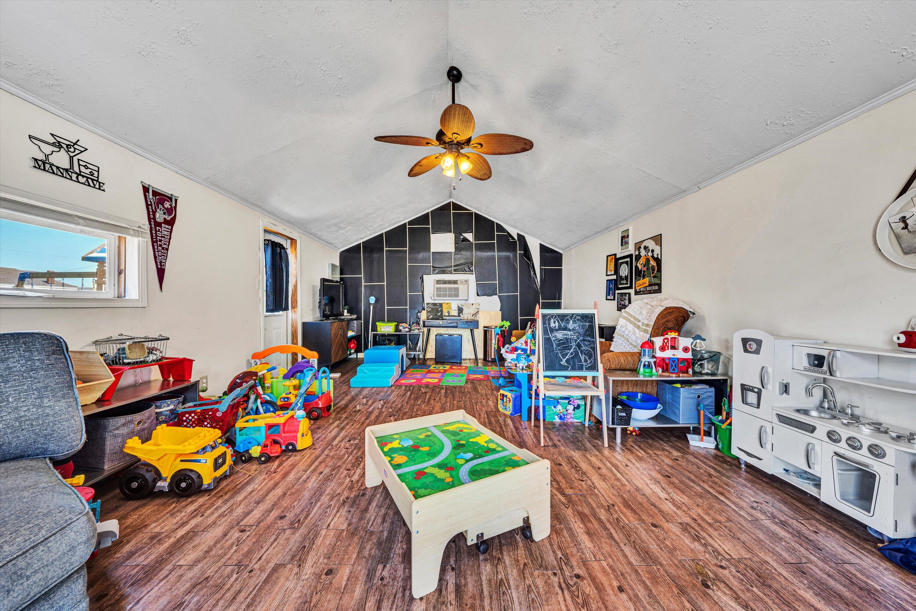 4713 Delray ST NW