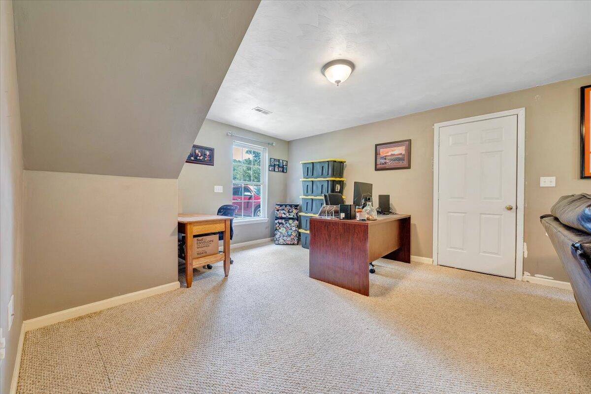 253 Dawnridge DR
