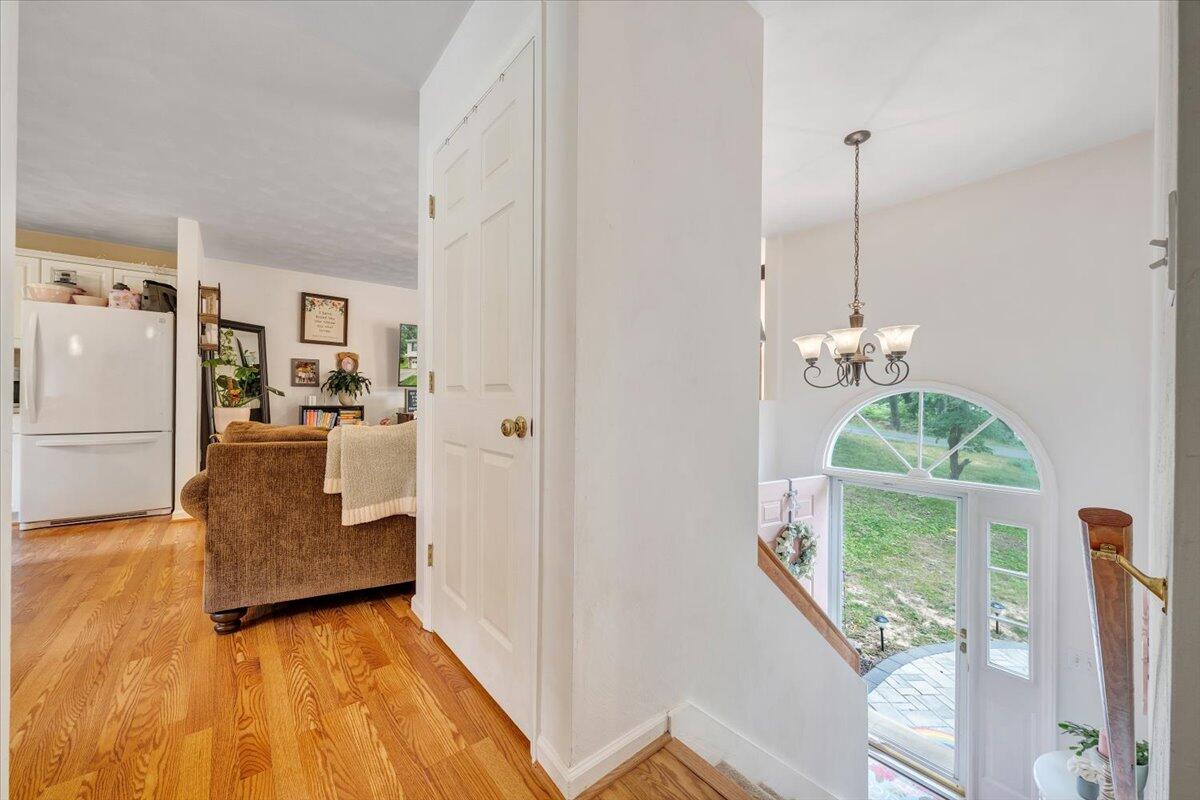 253 Dawnridge DR