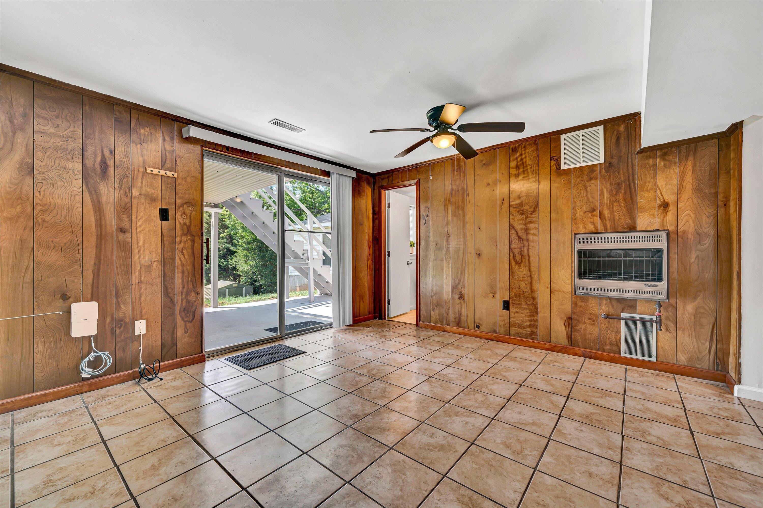 3716 Bower RD