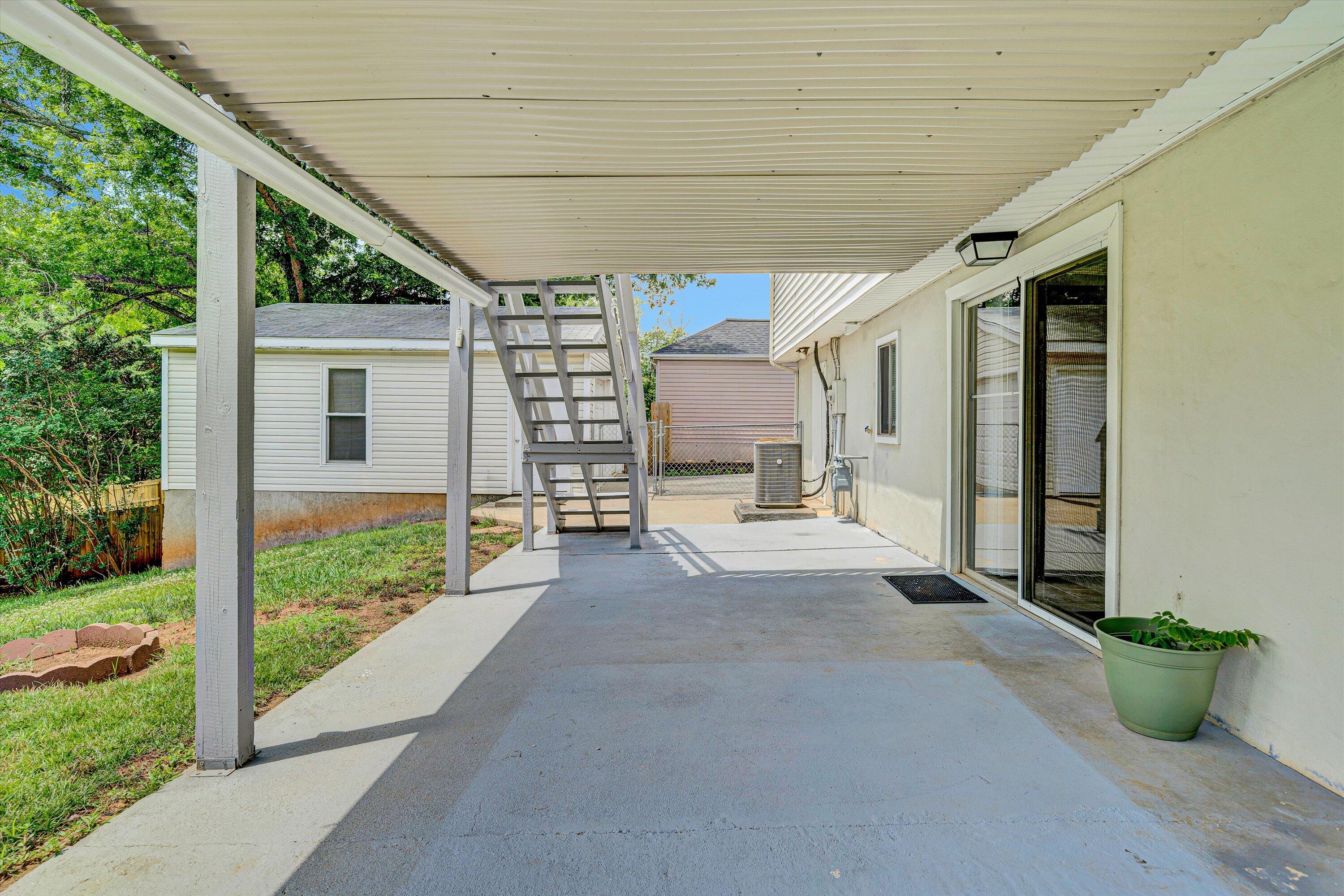 3716 Bower RD