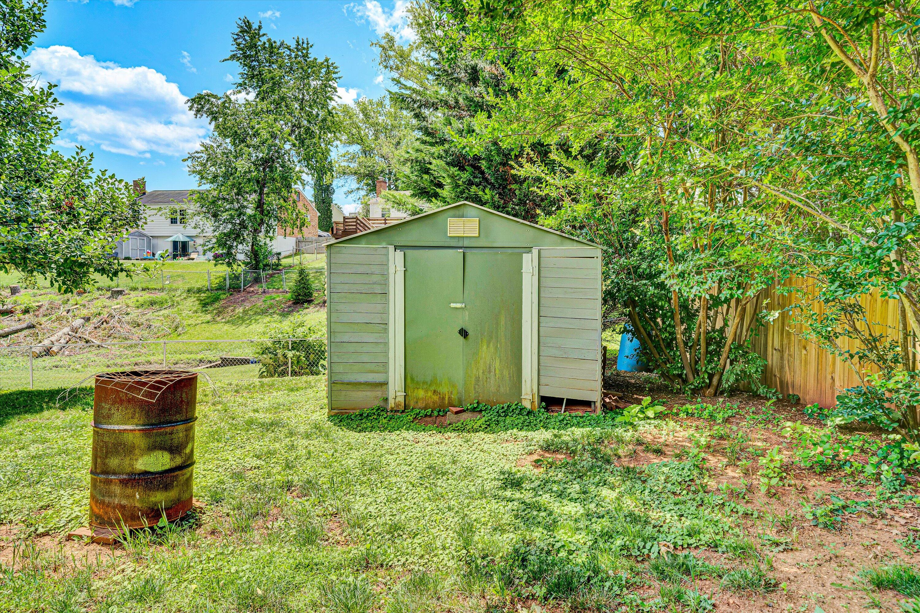 3716 Bower RD