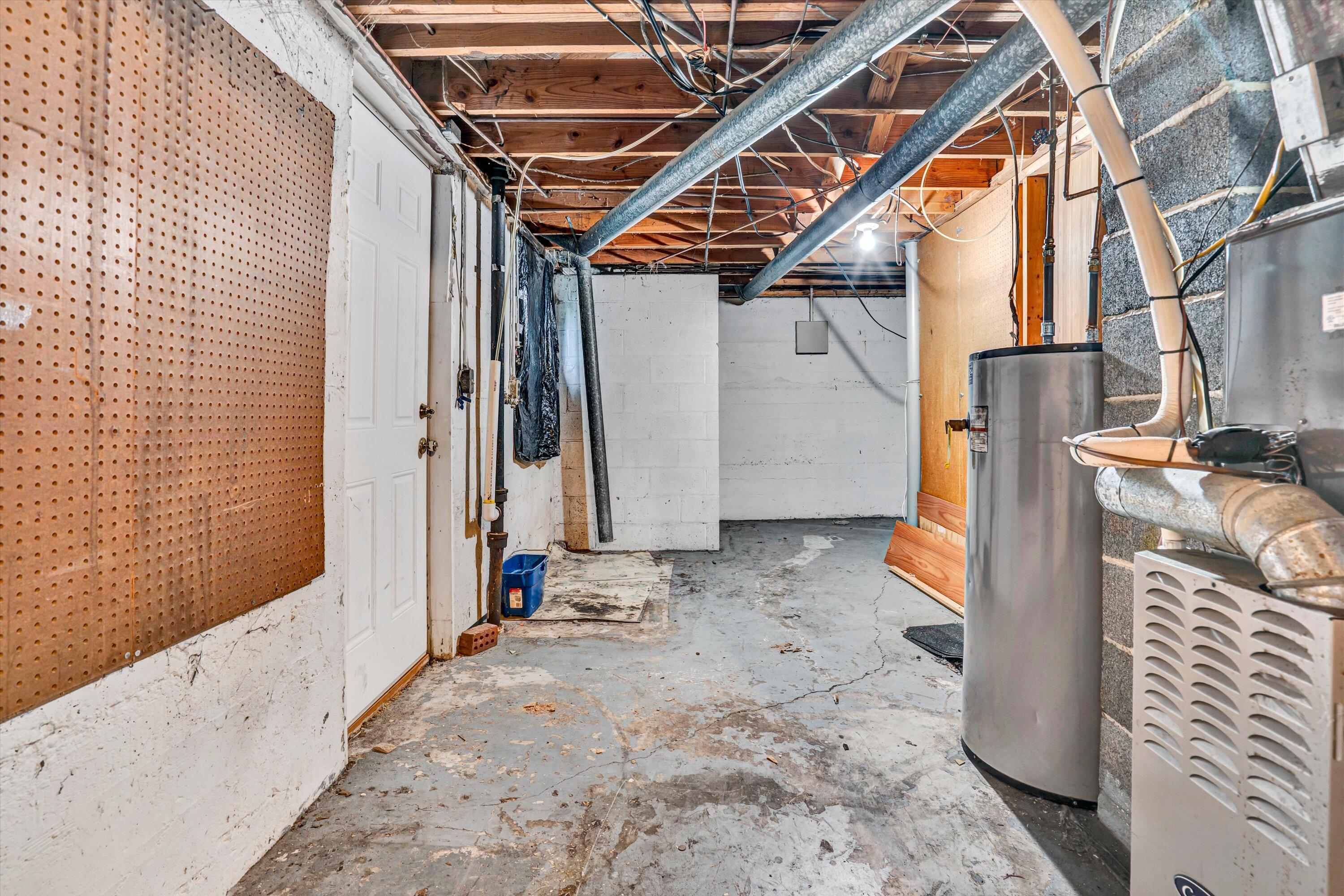 5141 Youngwood DR NW