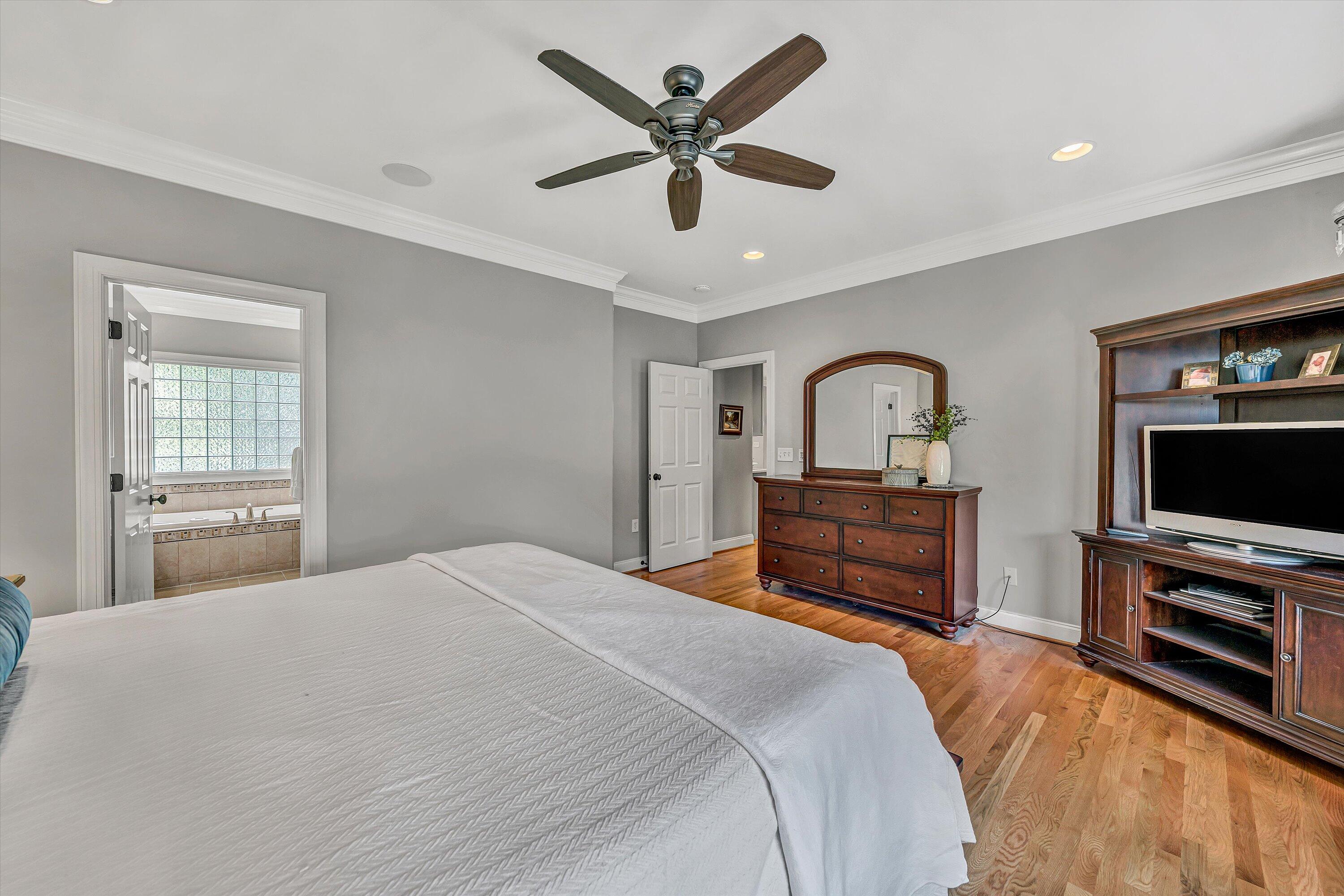 625 Highfield RD