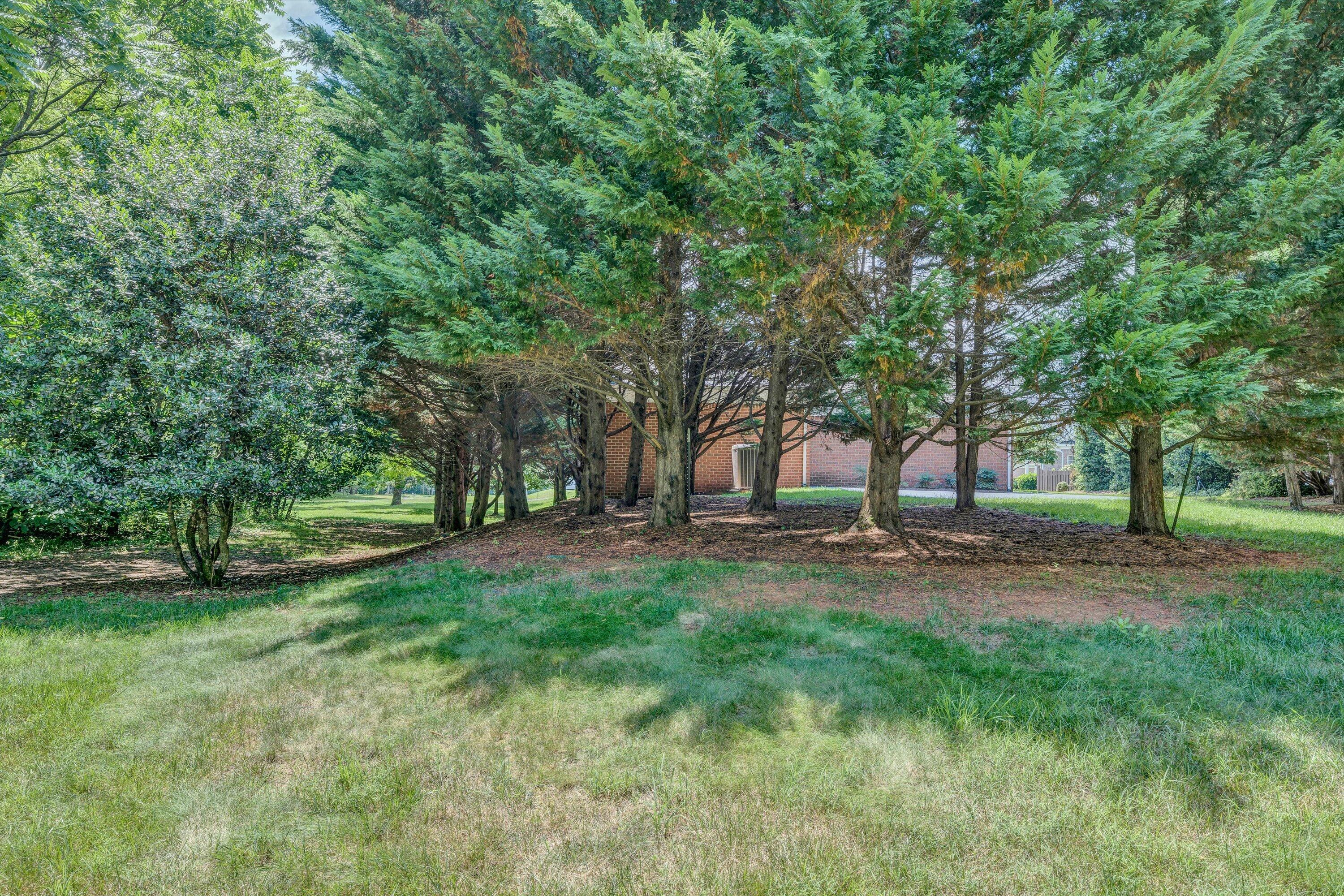 625 Highfield RD
