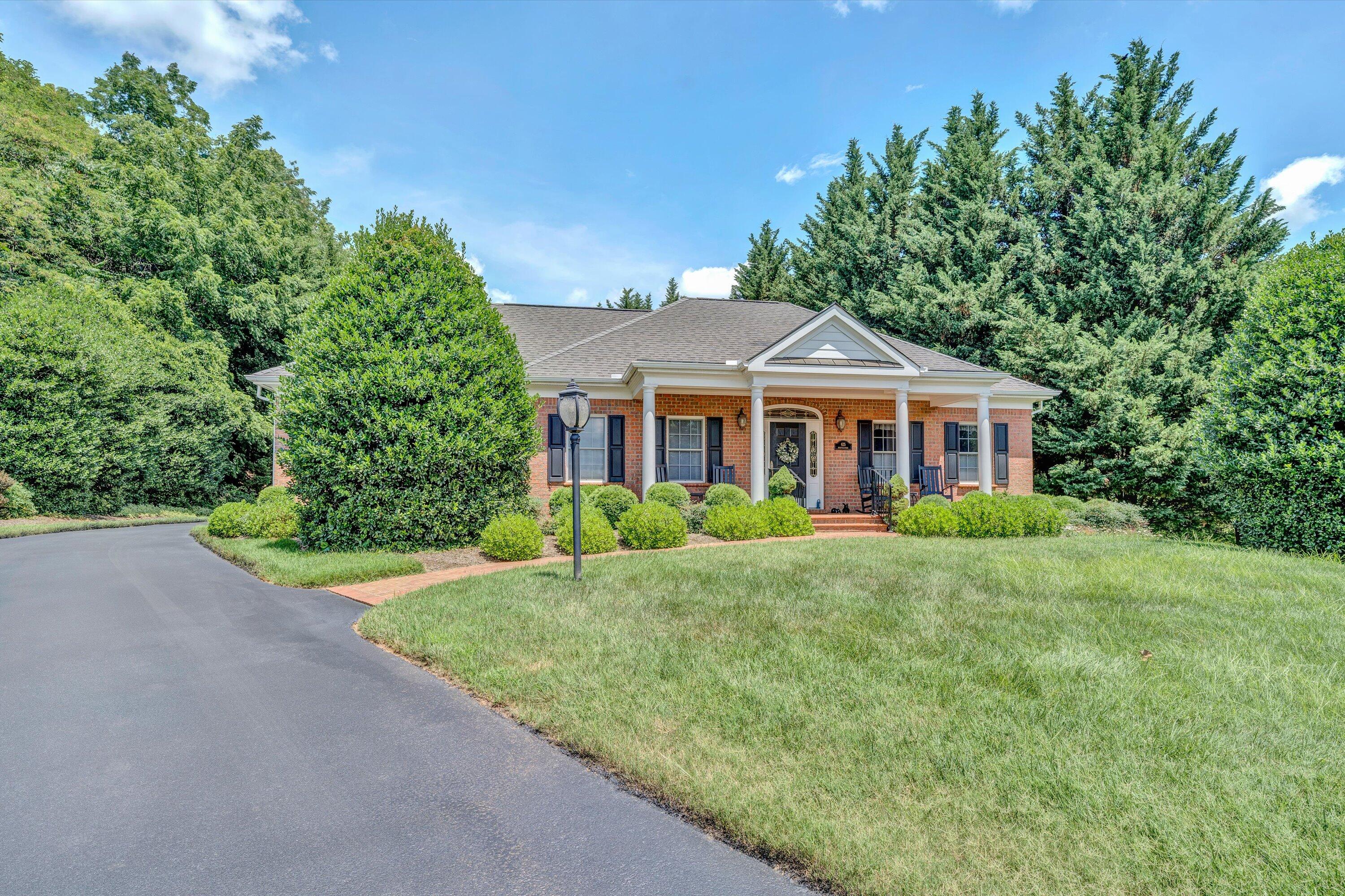 625 Highfield RD