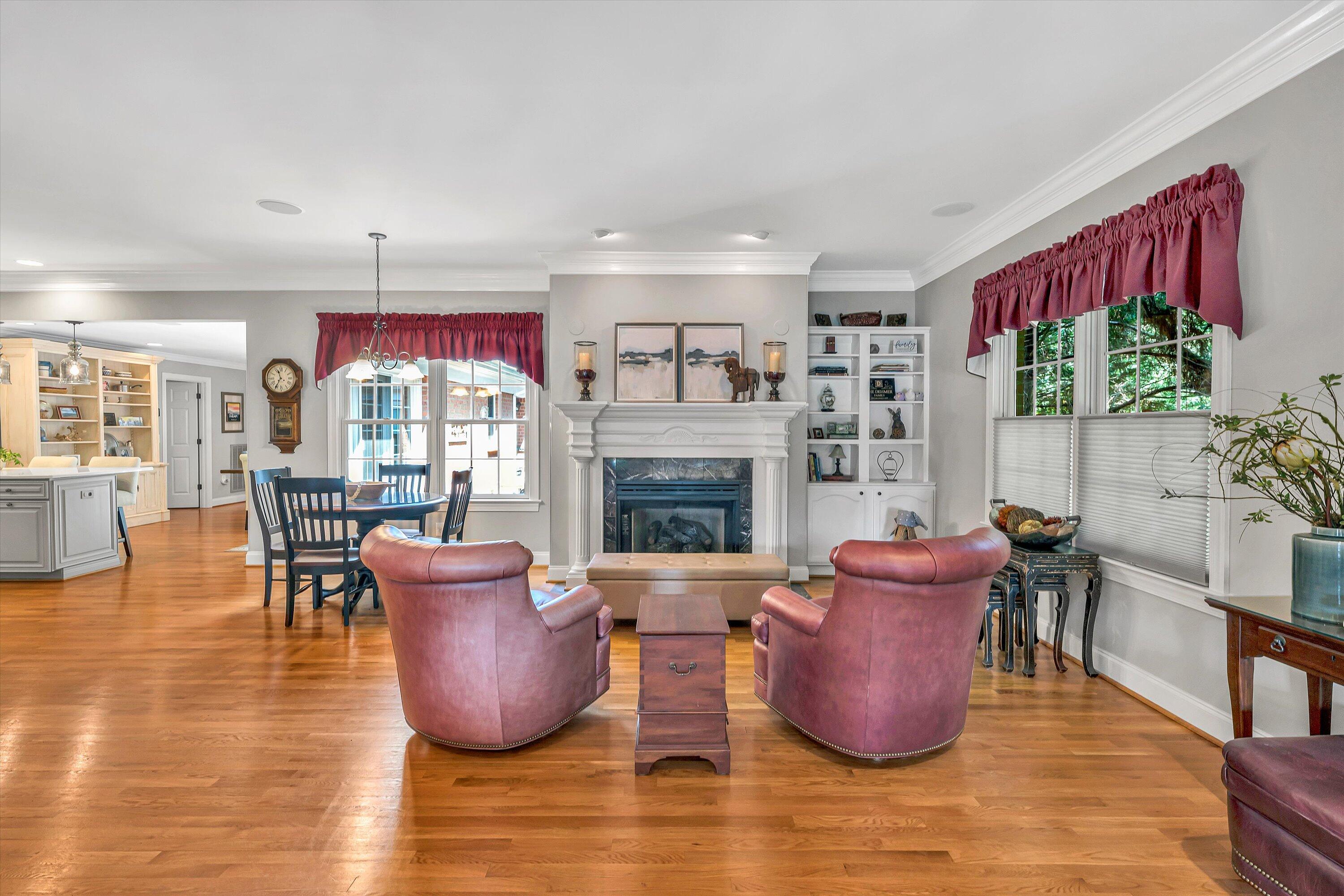 625 Highfield RD