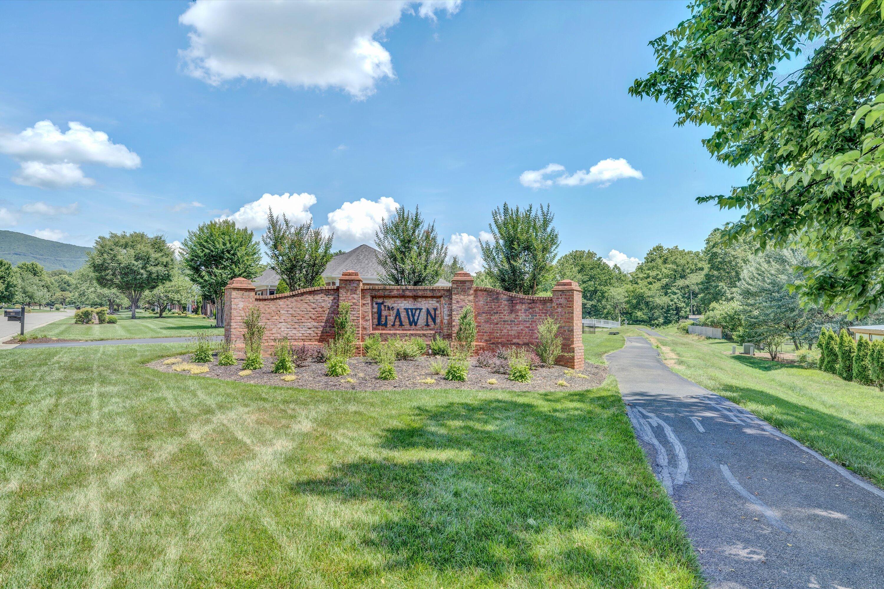 625 Highfield RD