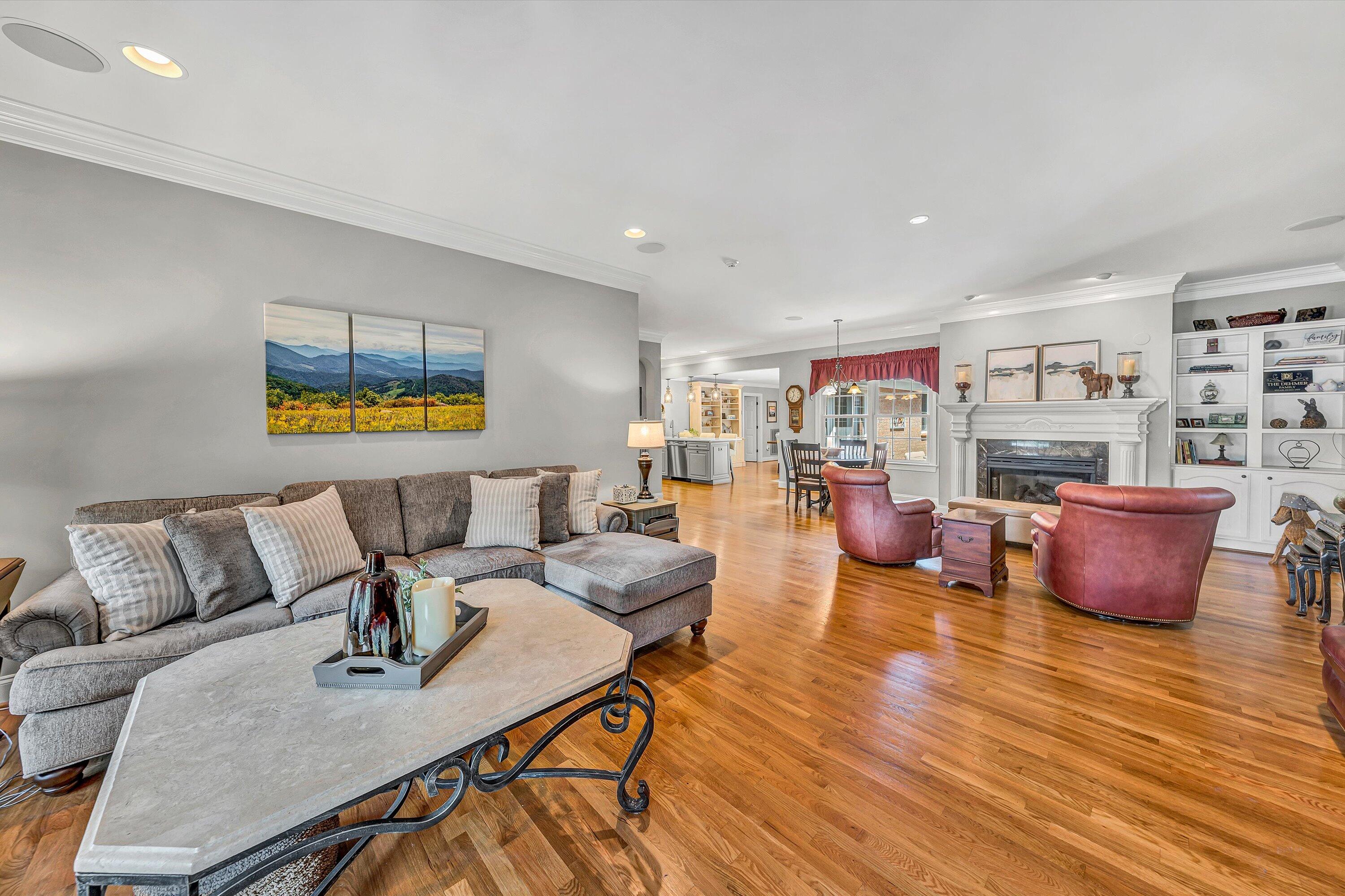 625 Highfield RD