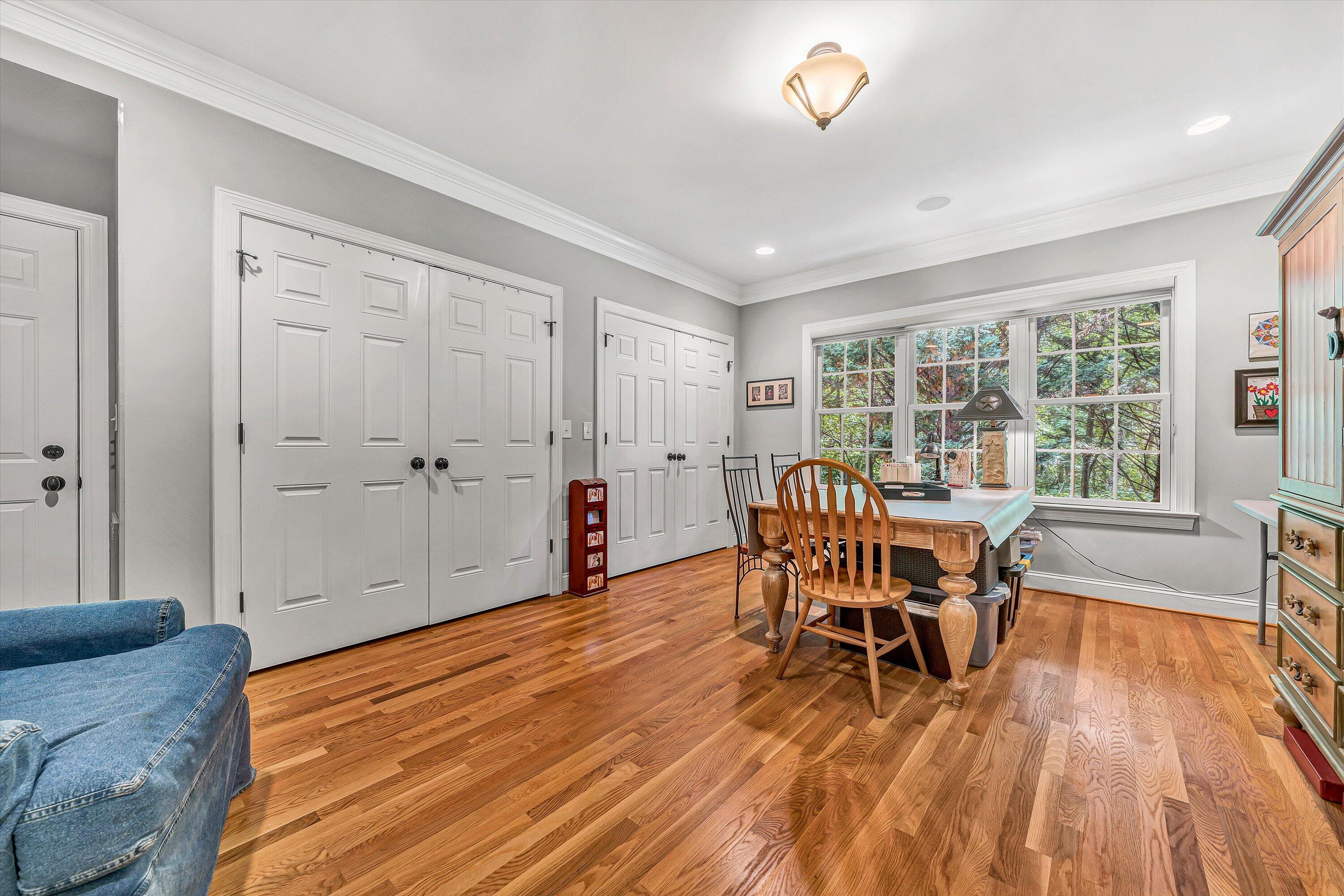 625 Highfield RD