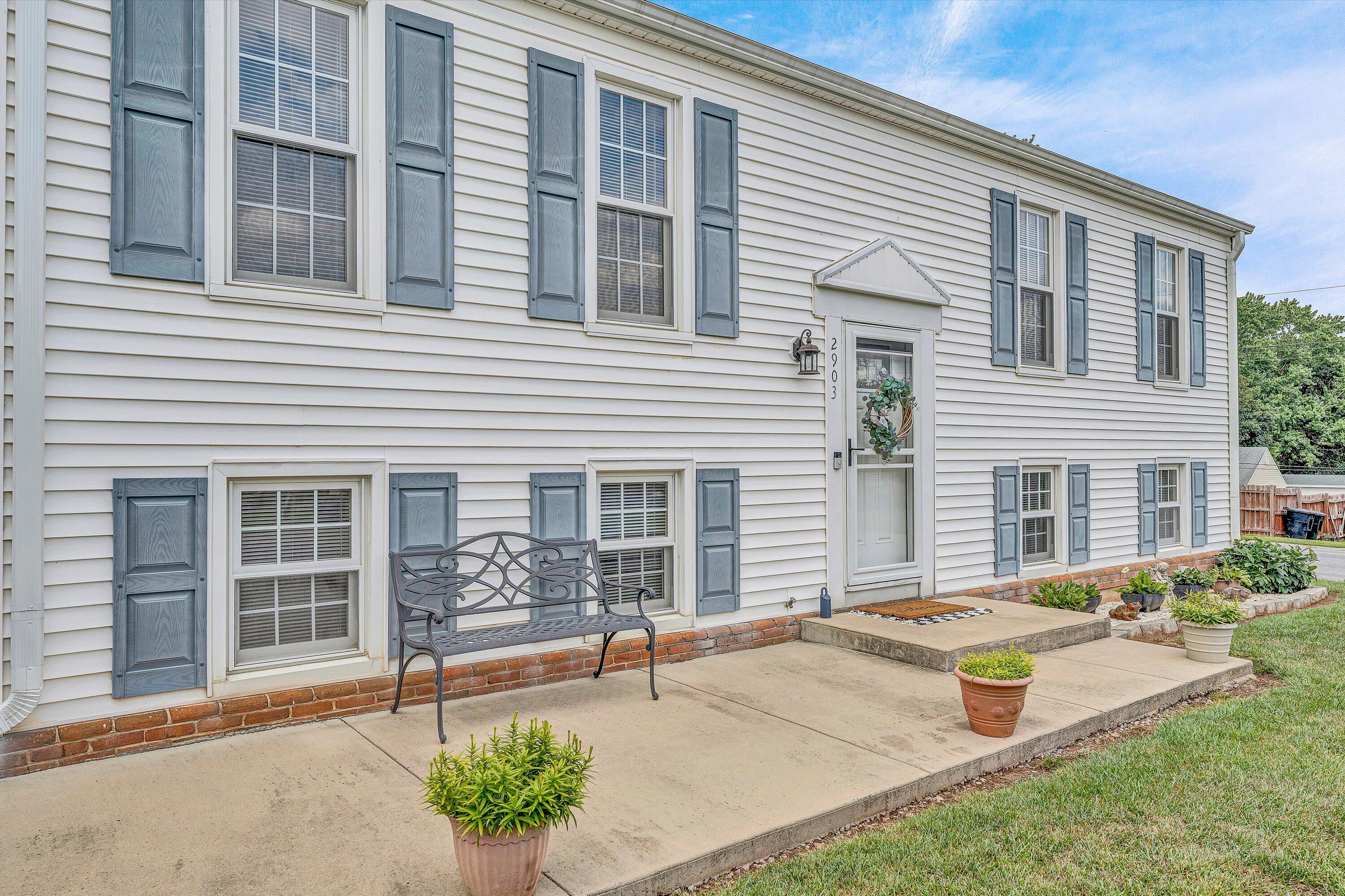 2903 Creekwood DR
