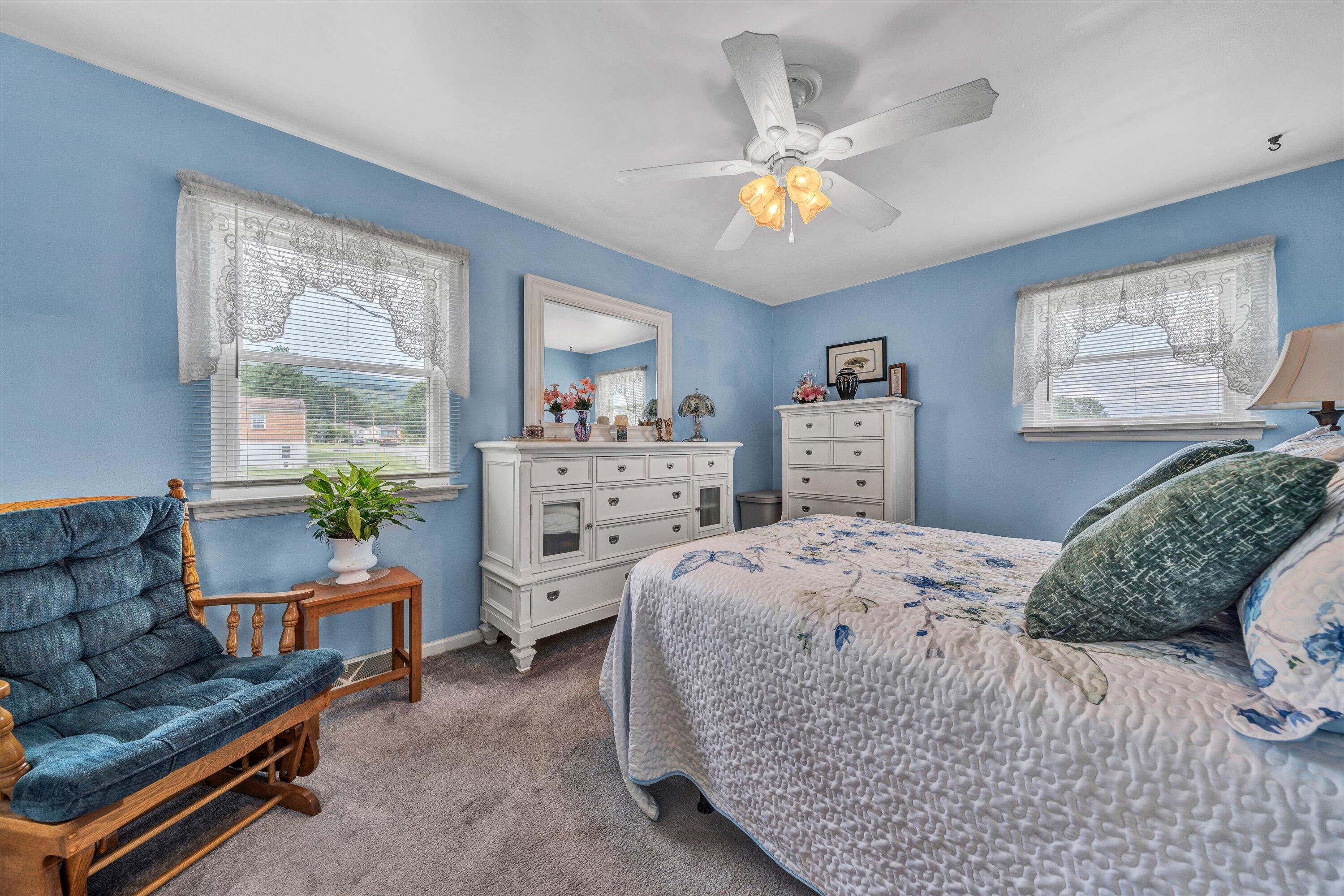 2903 Creekwood DR
