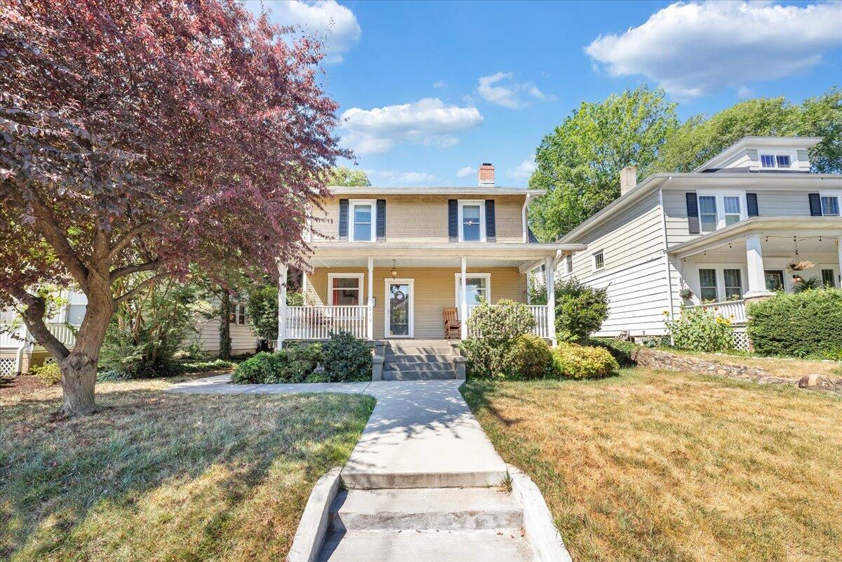 519 Arbutus AVE SE