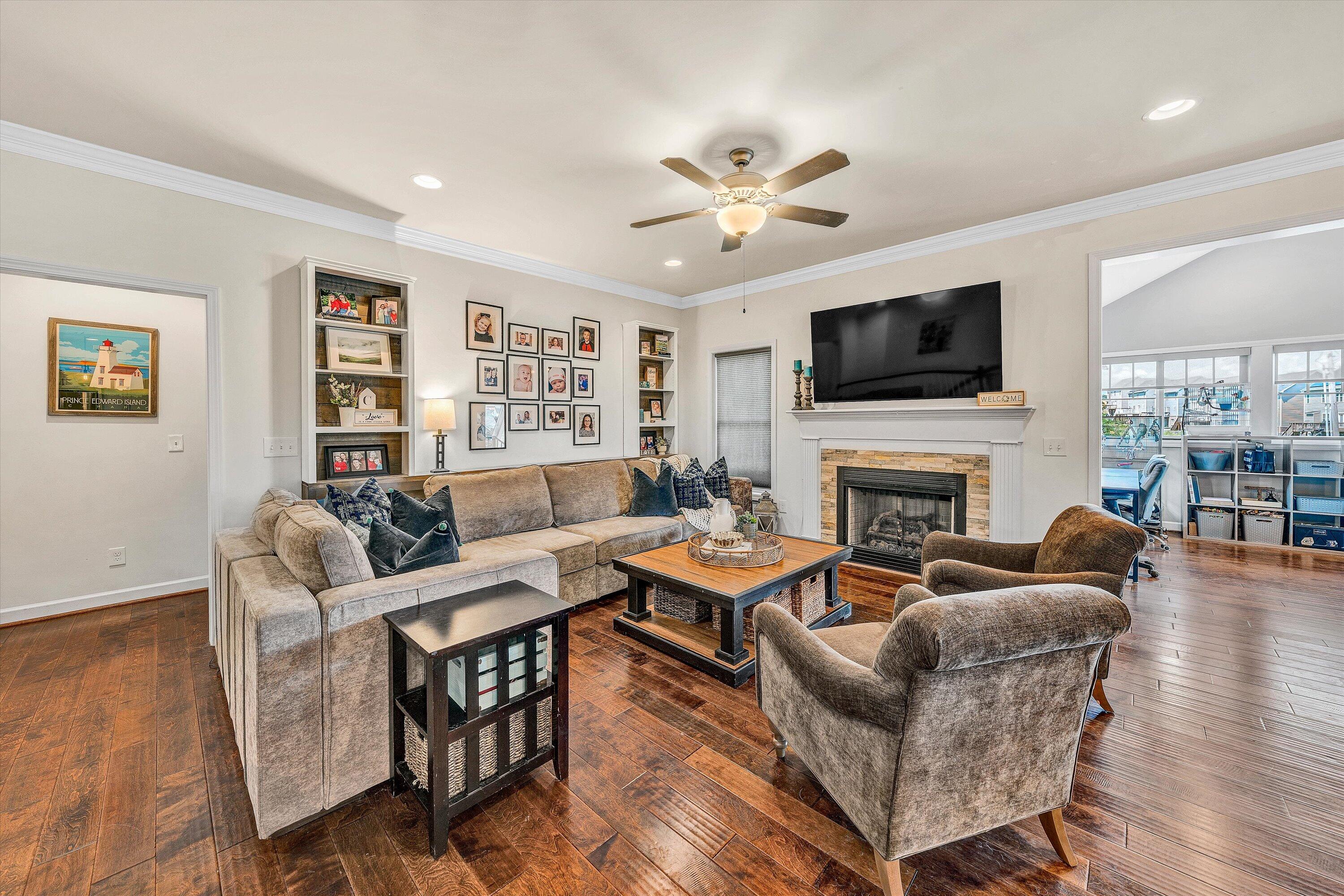 2570 Woods Meadow LN