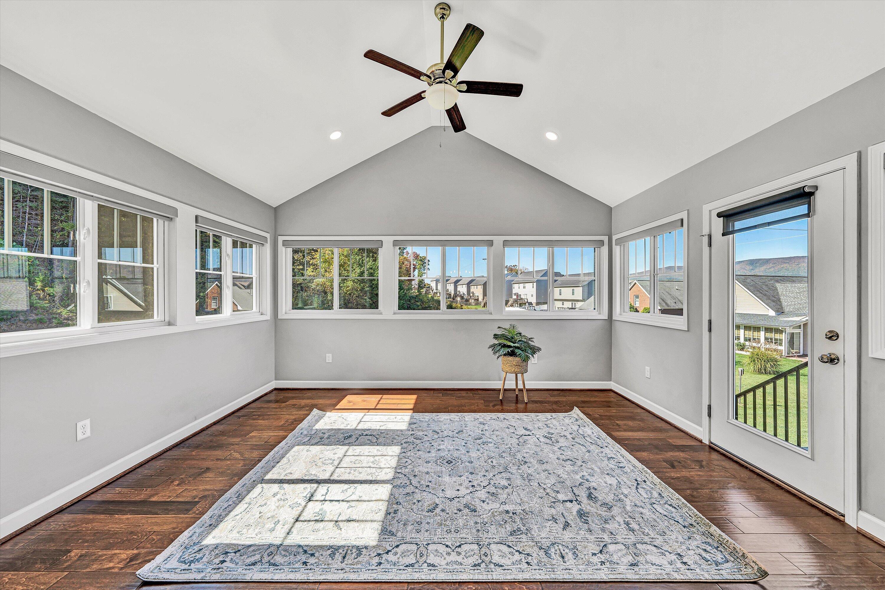 2570 Woods Meadow LN