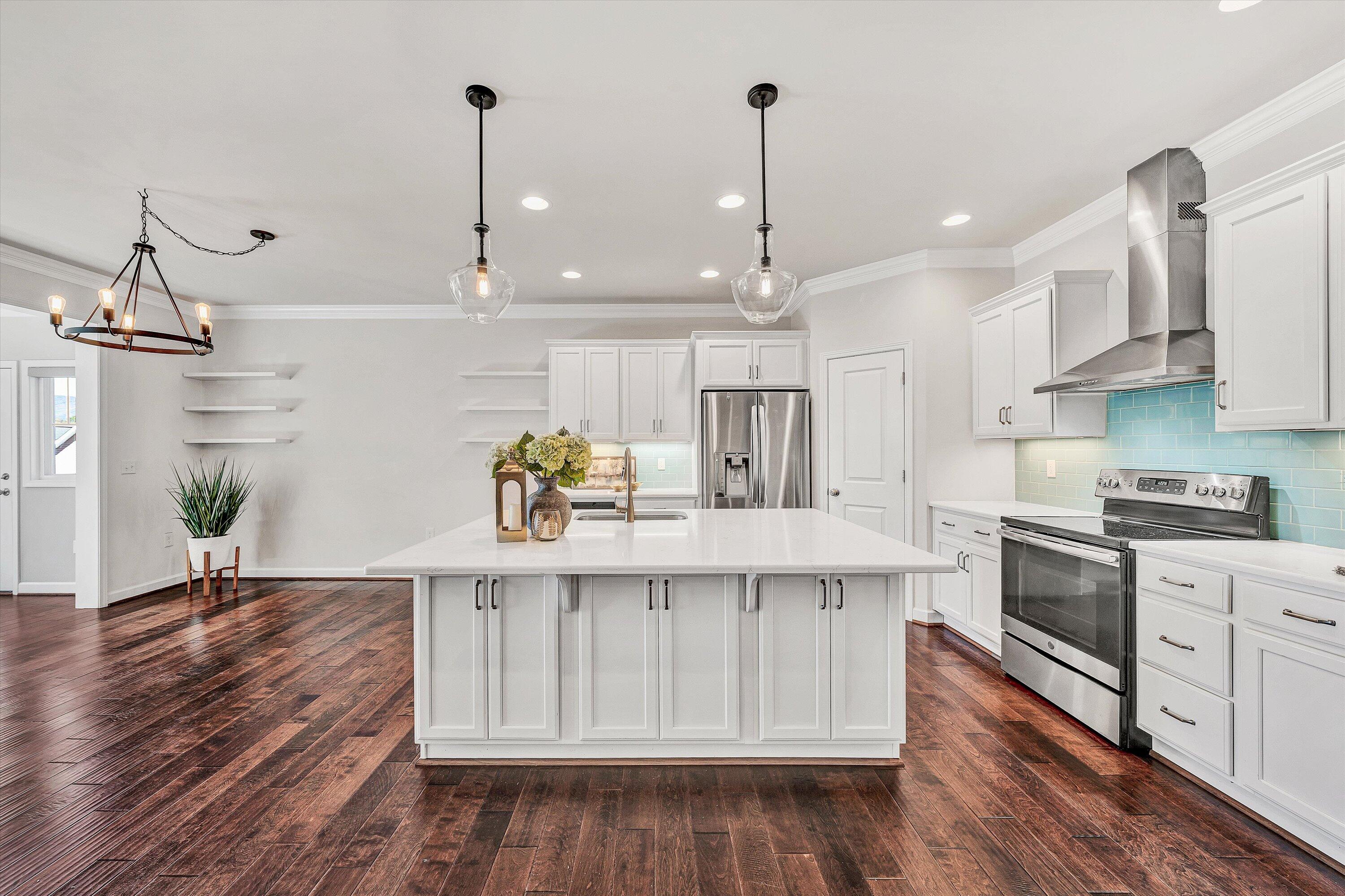 2570 Woods Meadow LN