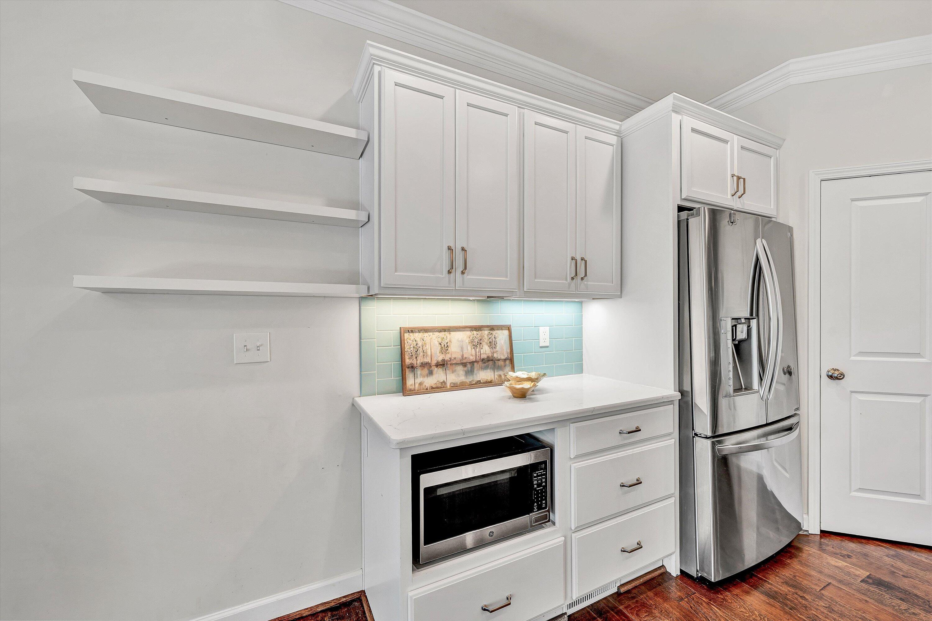 2570 Woods Meadow LN