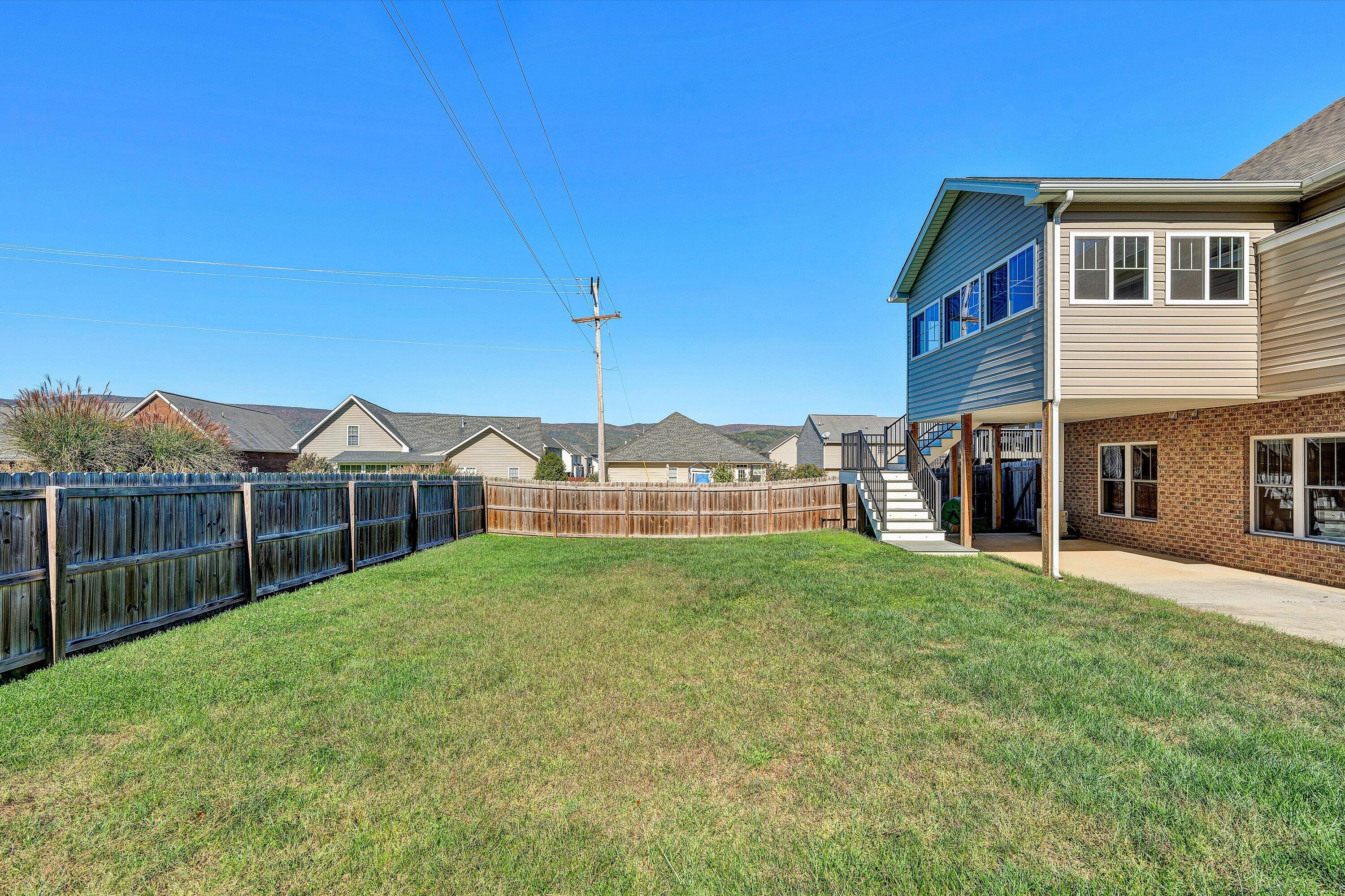 2570 Woods Meadow LN