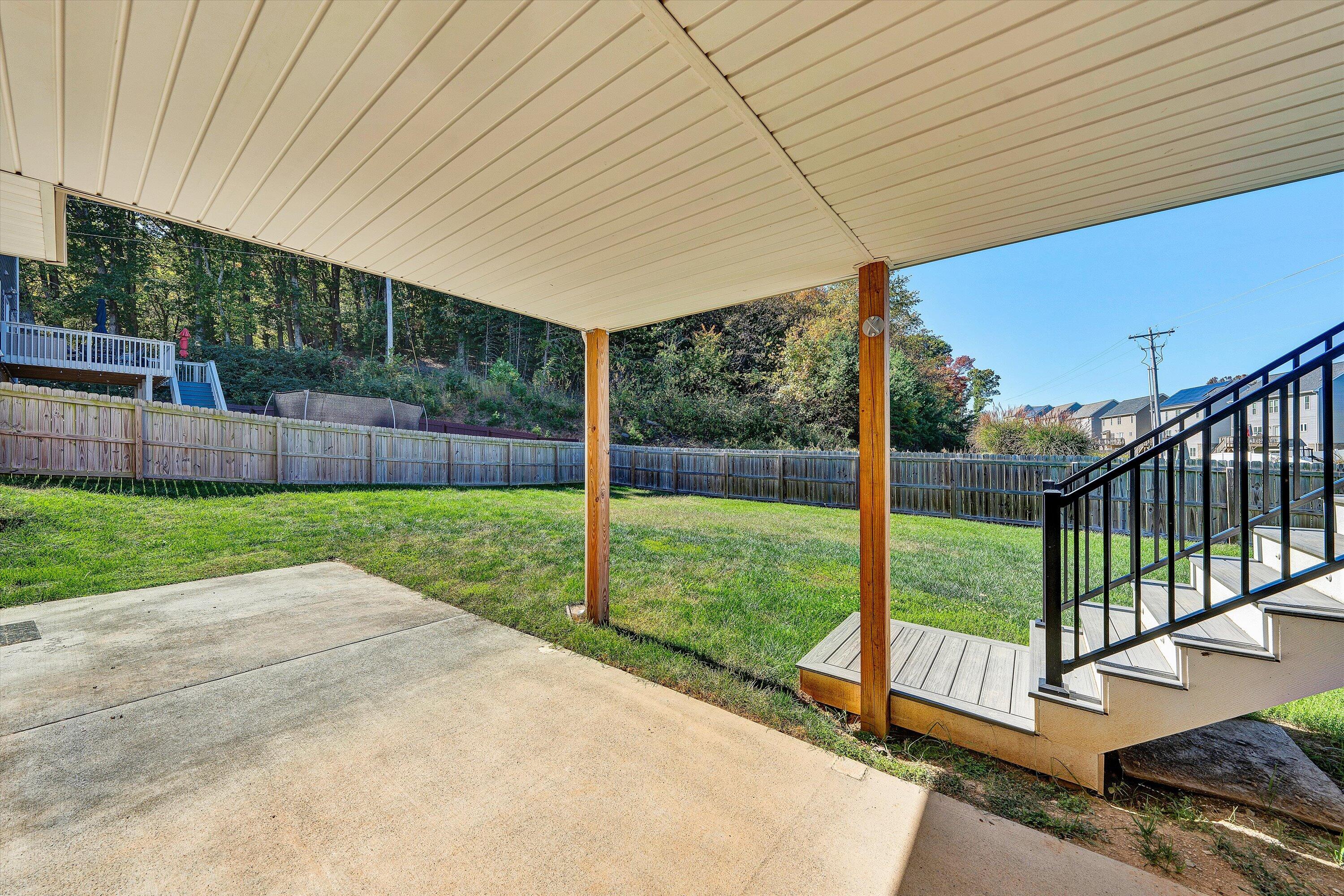 2570 Woods Meadow LN