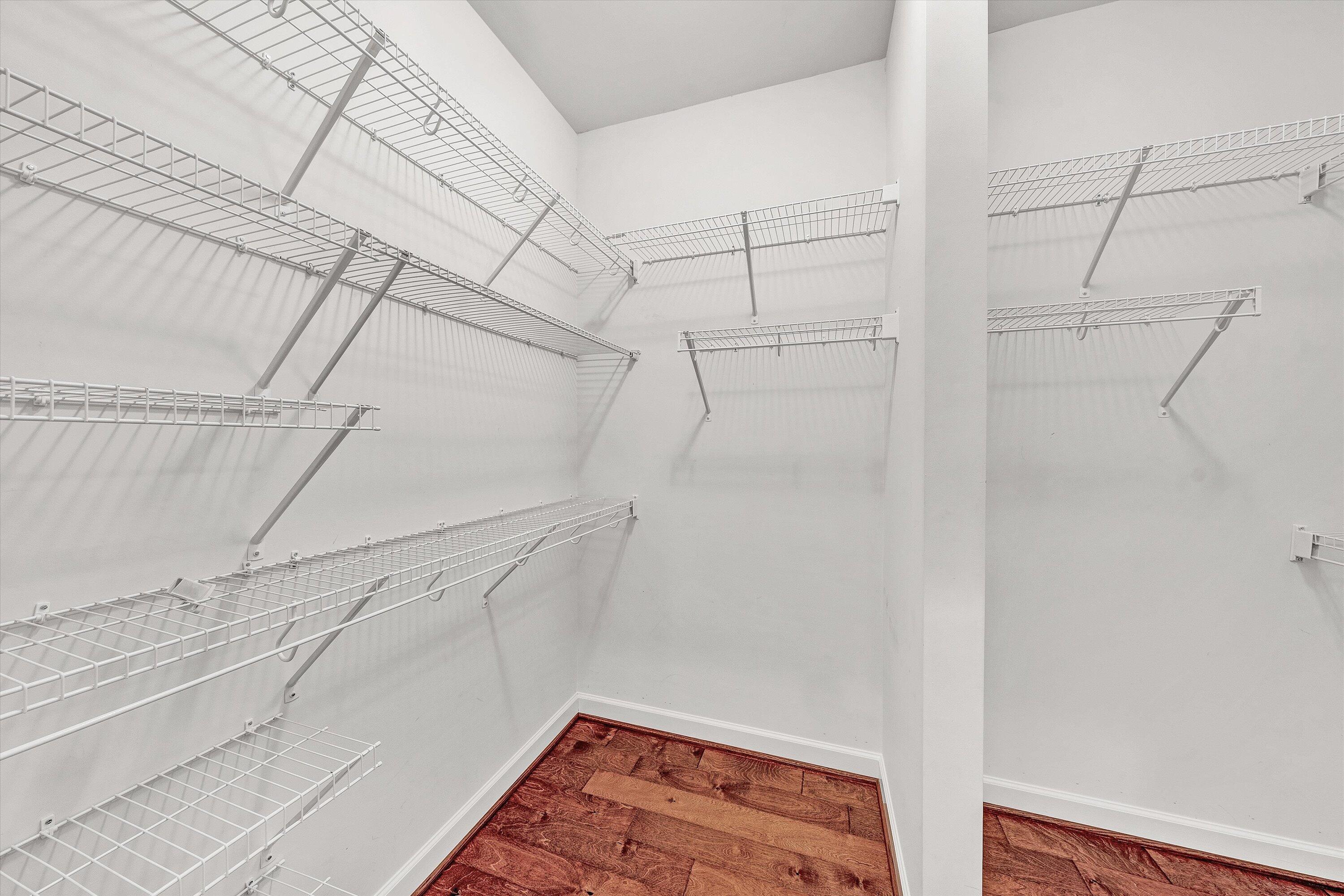 2570 Woods Meadow LN