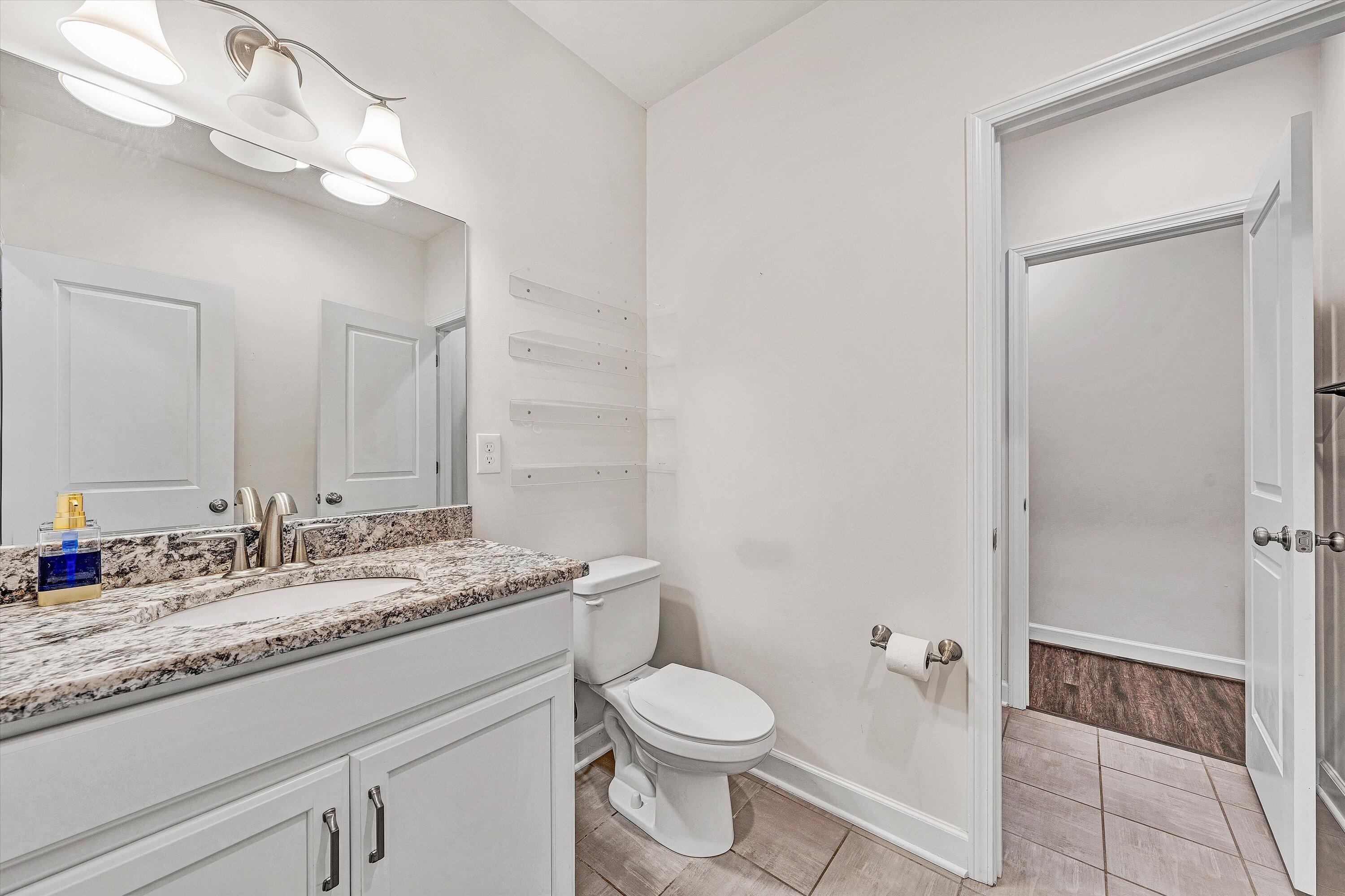 2570 Woods Meadow LN