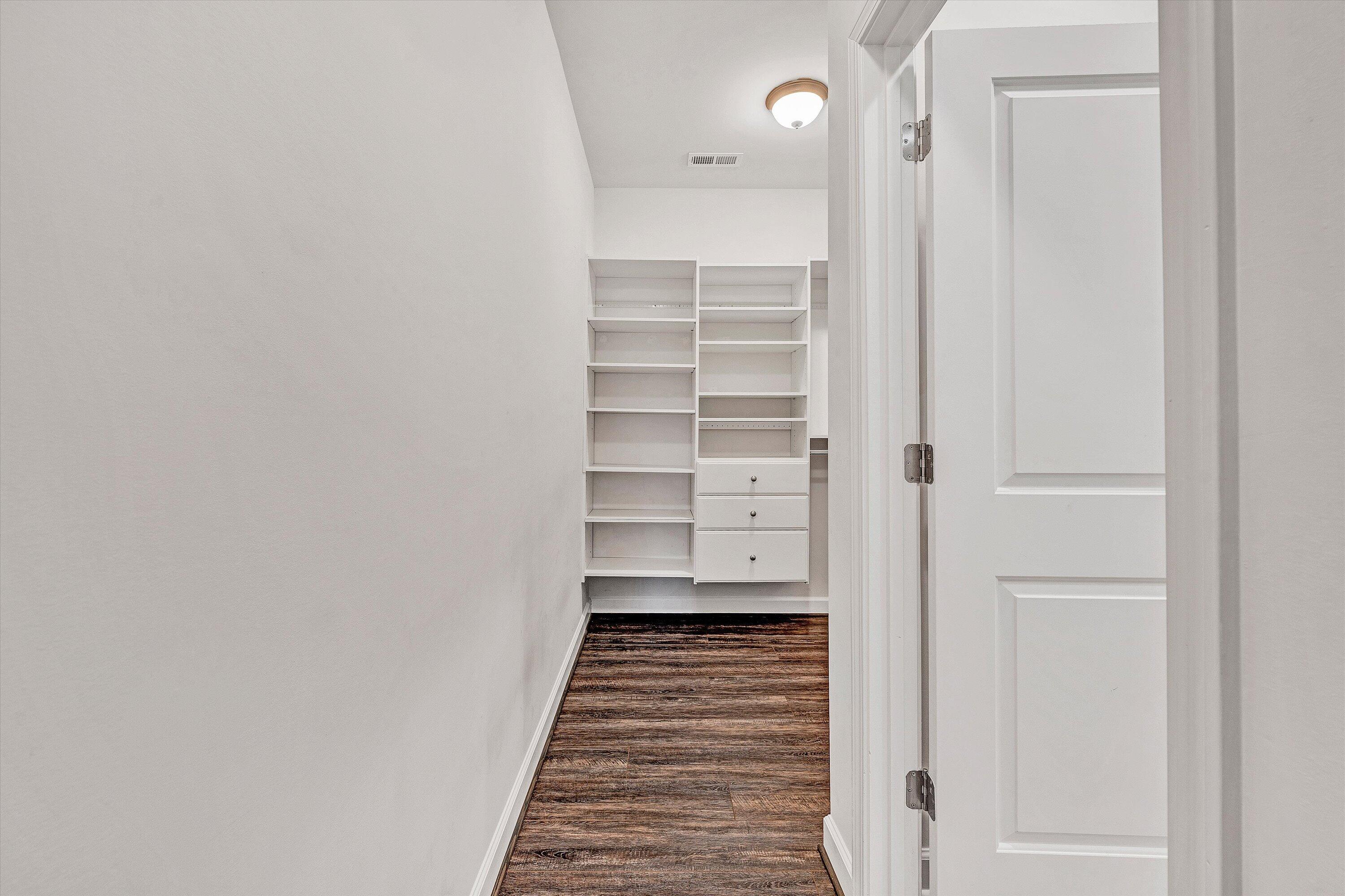 2570 Woods Meadow LN