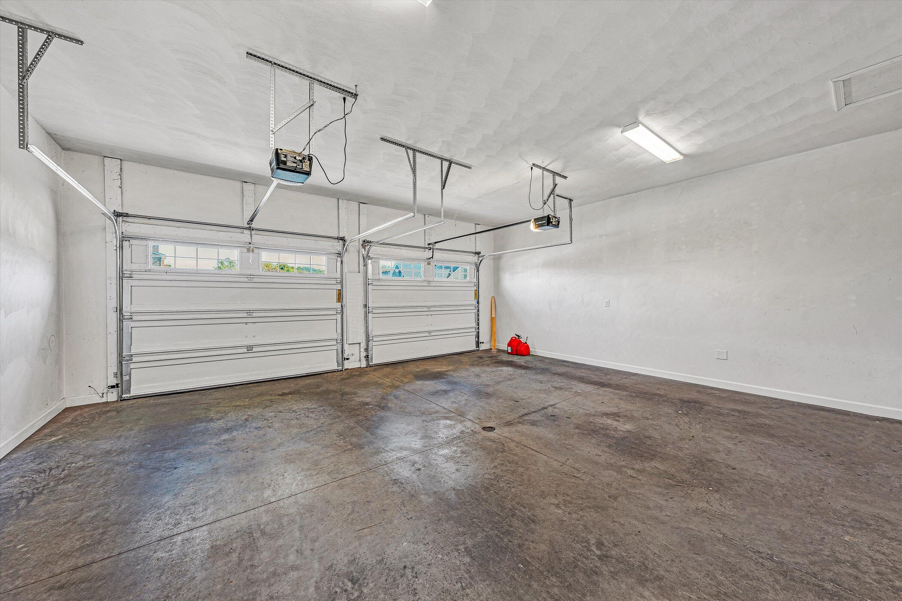 2570 Woods Meadow LN