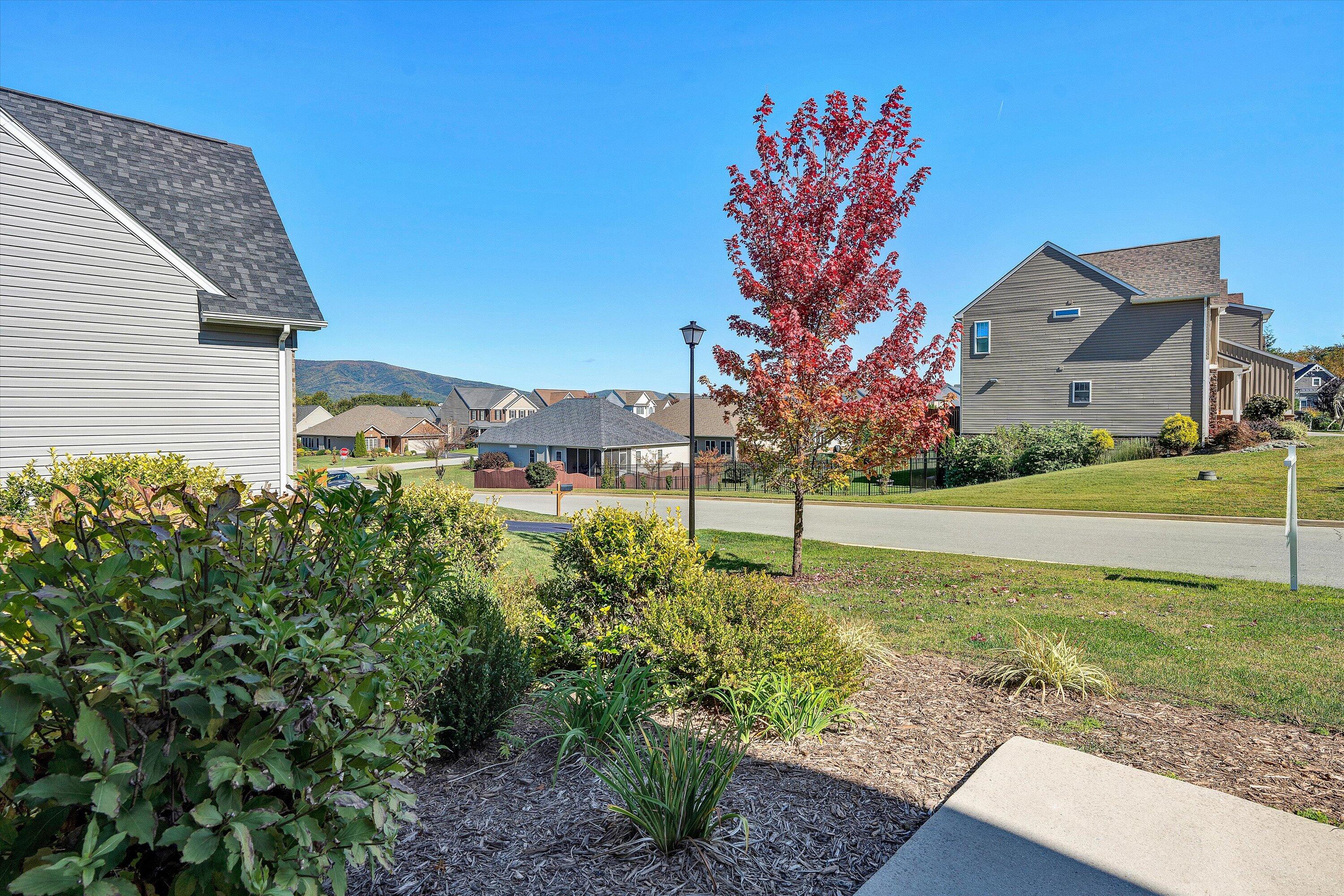 2570 Woods Meadow LN