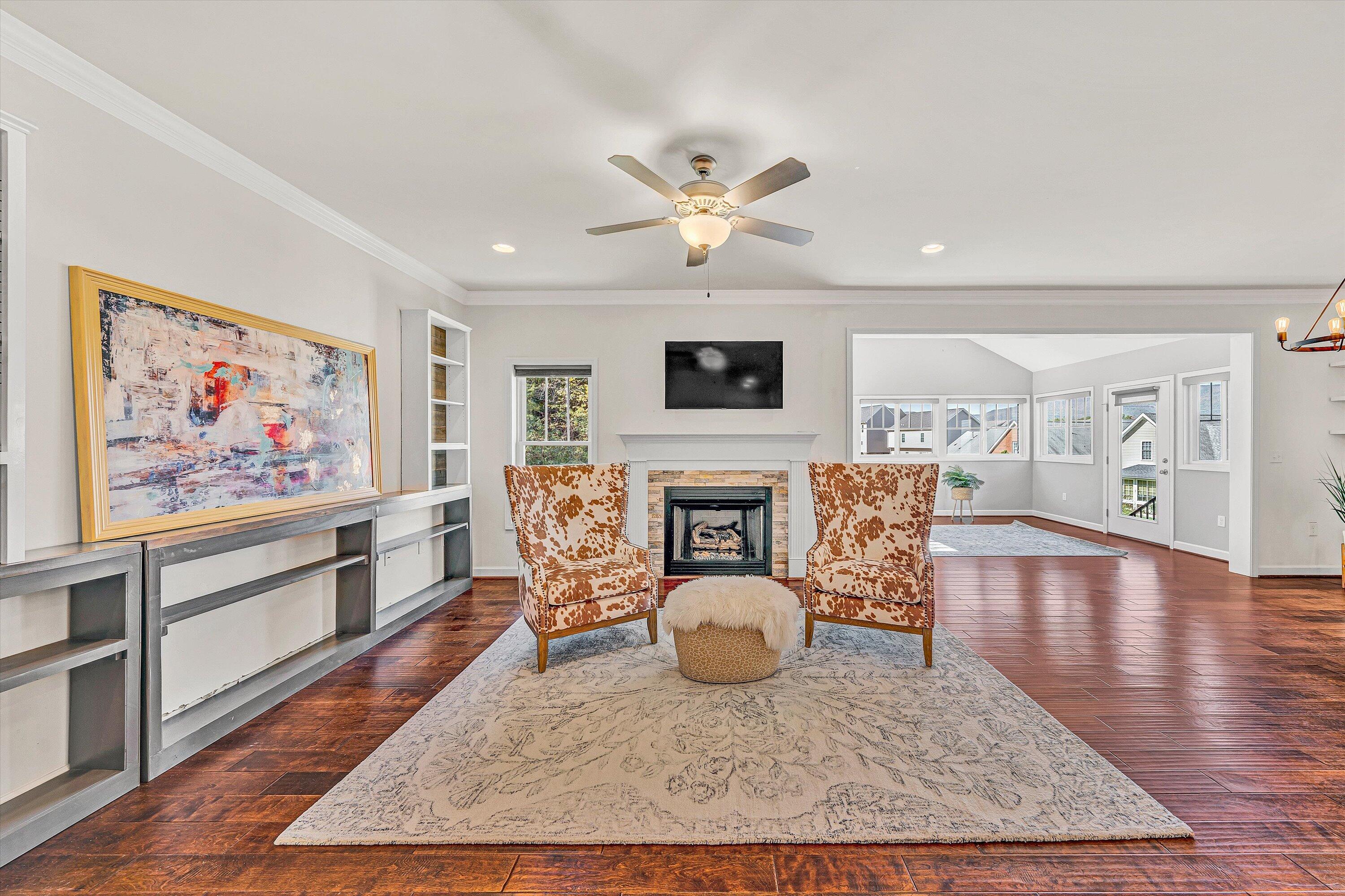 2570 Woods Meadow LN