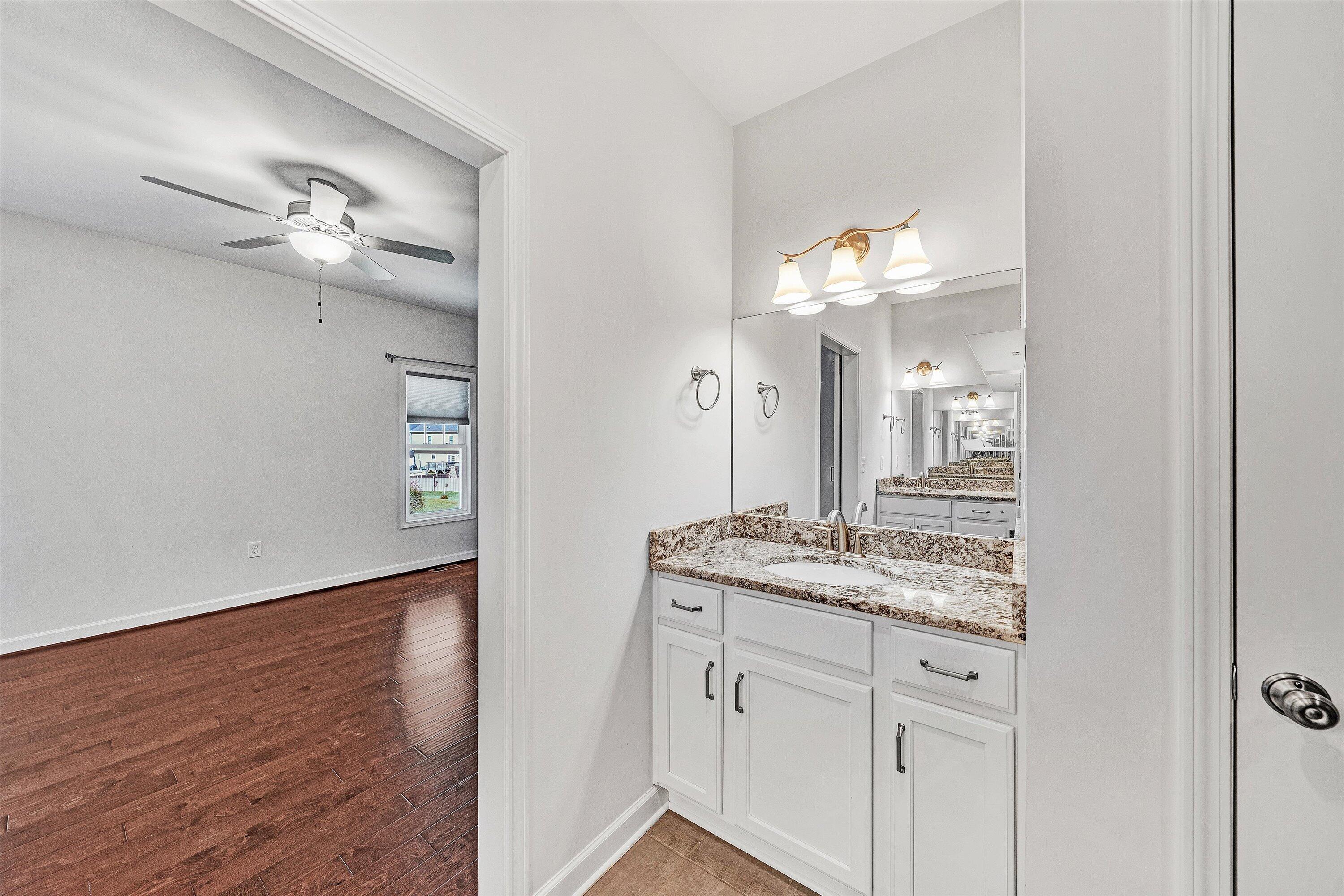 2570 Woods Meadow LN