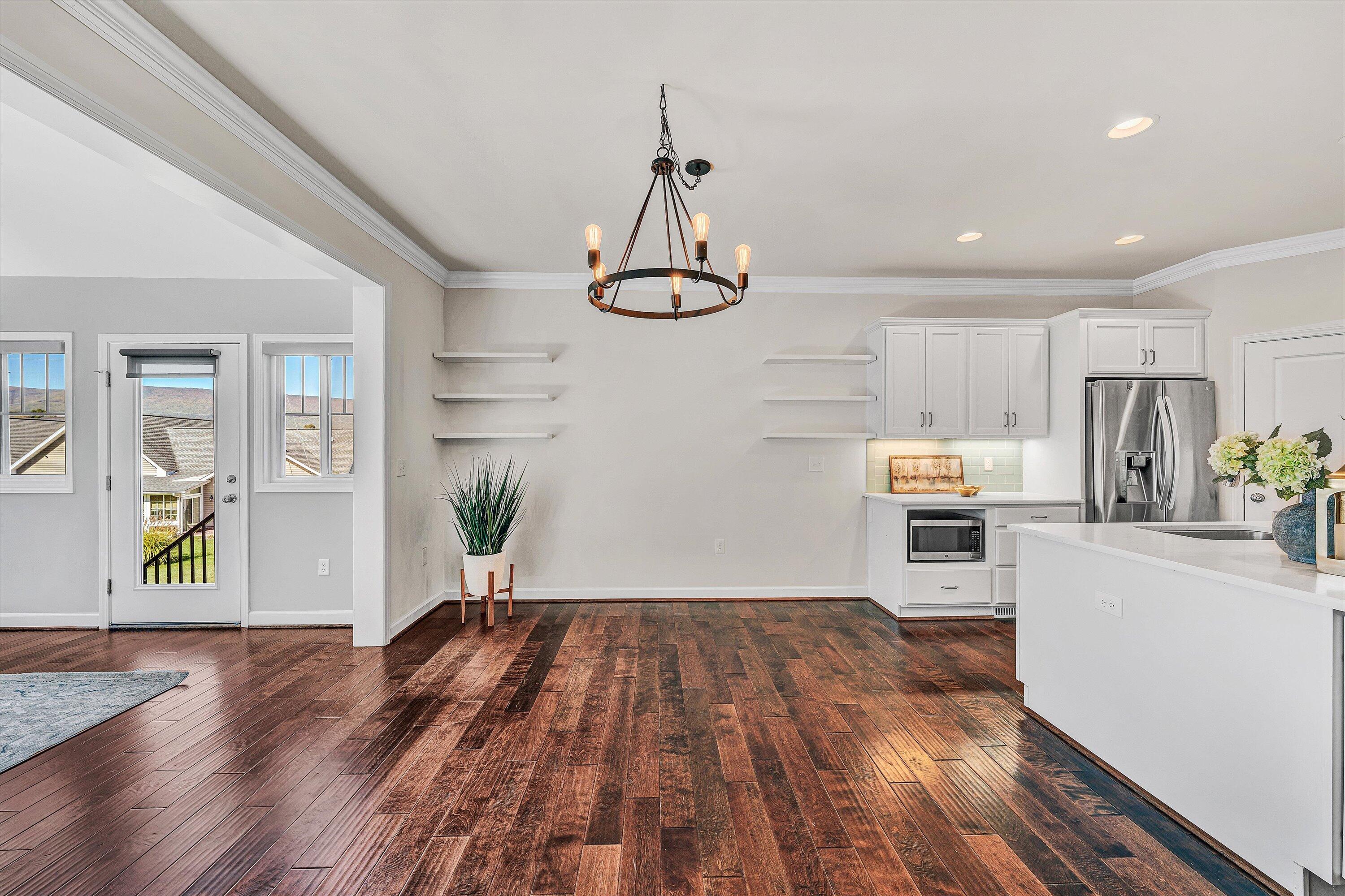 2570 Woods Meadow LN