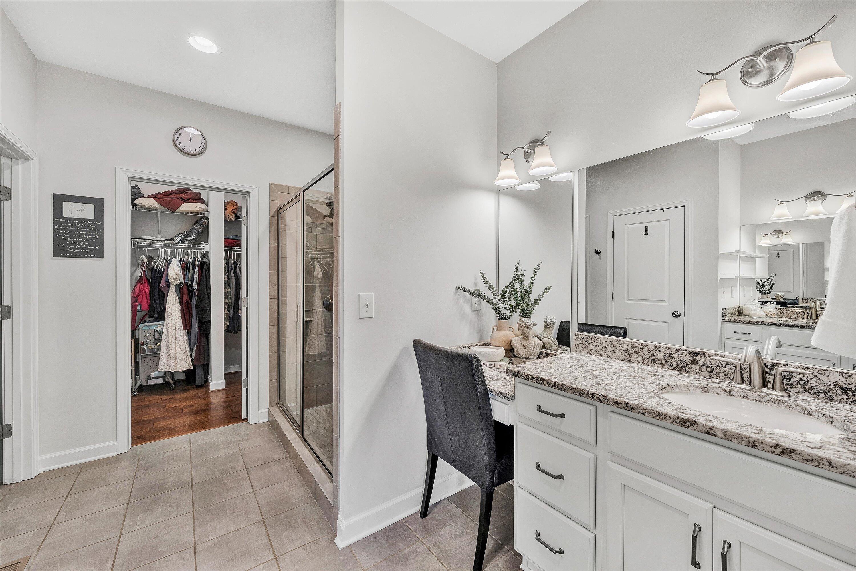 2570 Woods Meadow LN