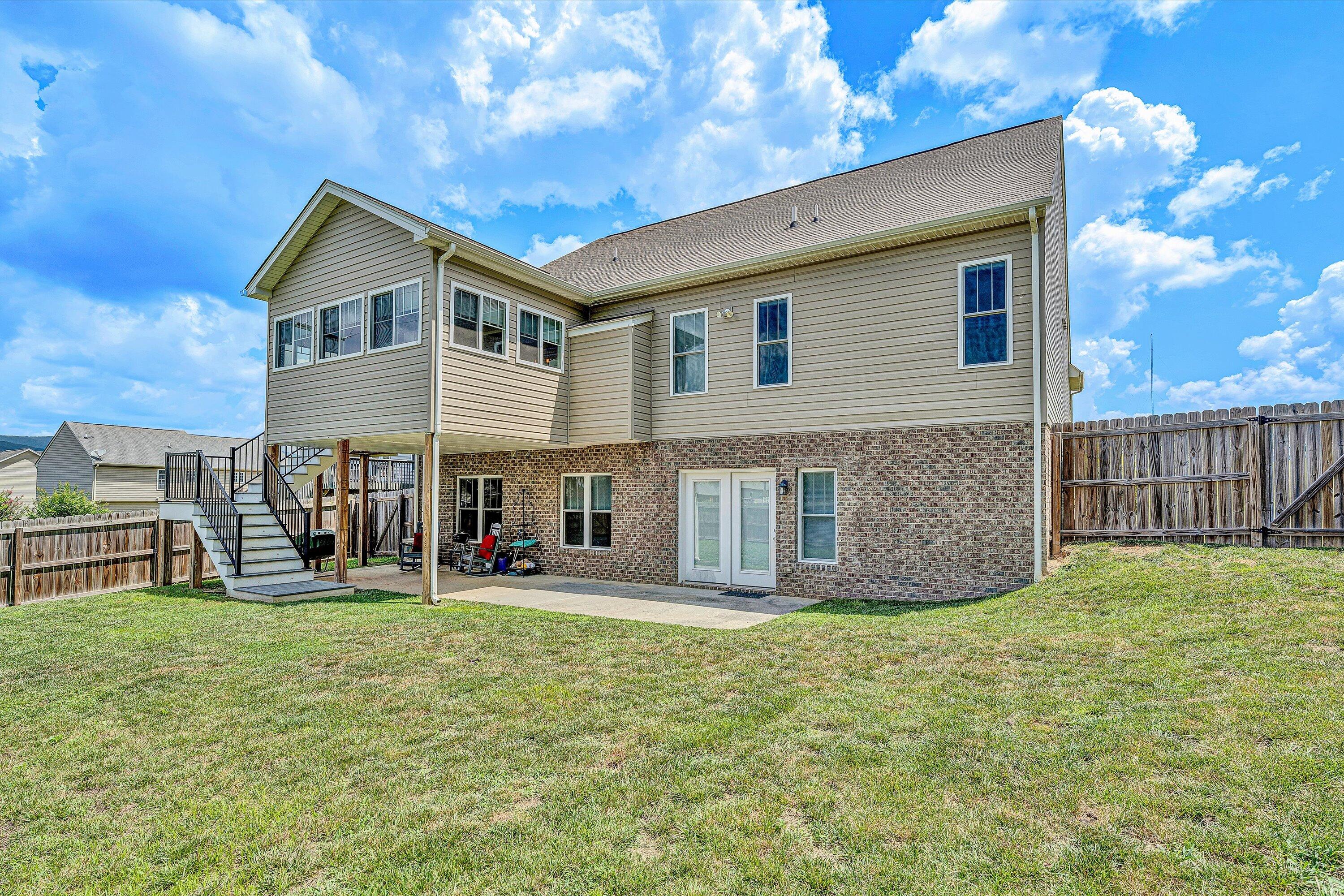 2570 Woods Meadow LN