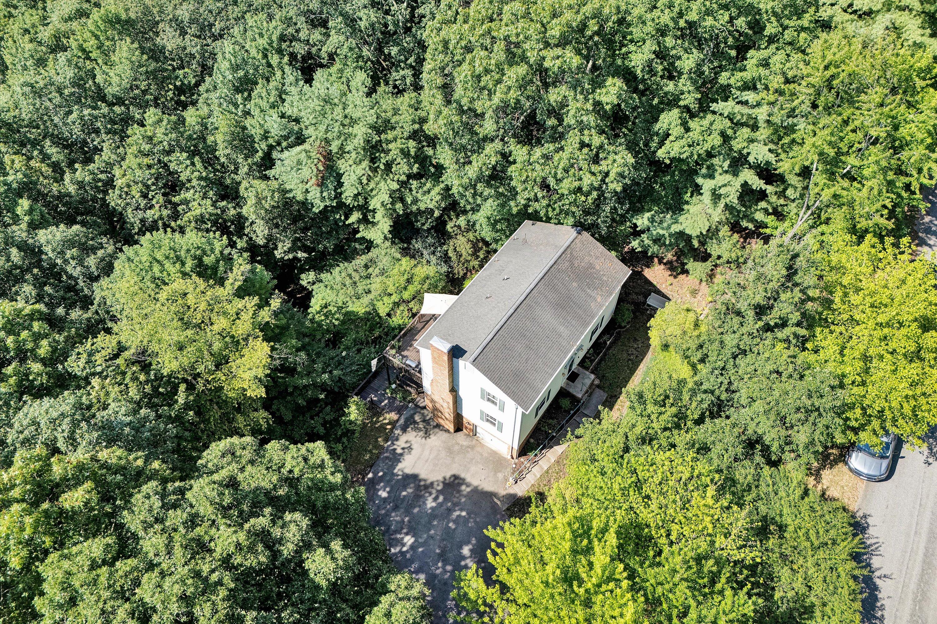 2402 Coachman DR