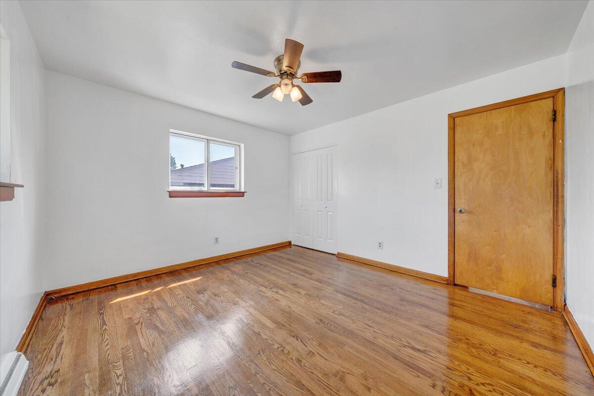 3332 Maplelawn AVE NW