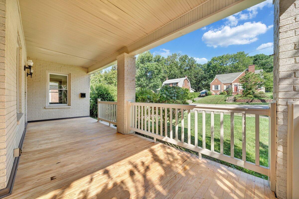 2702 Tillett RD SW