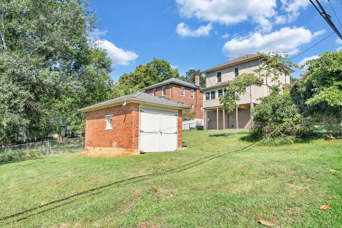 2702 Tillett RD SW