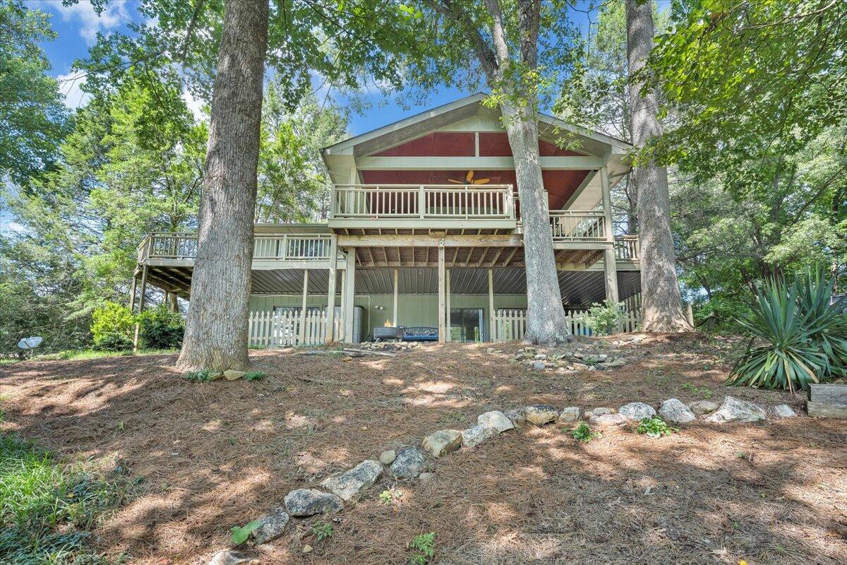 112 Crescent LN